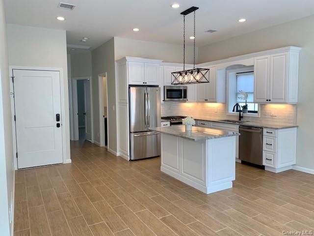 332 New York Avenue, Huntington, NY 11743