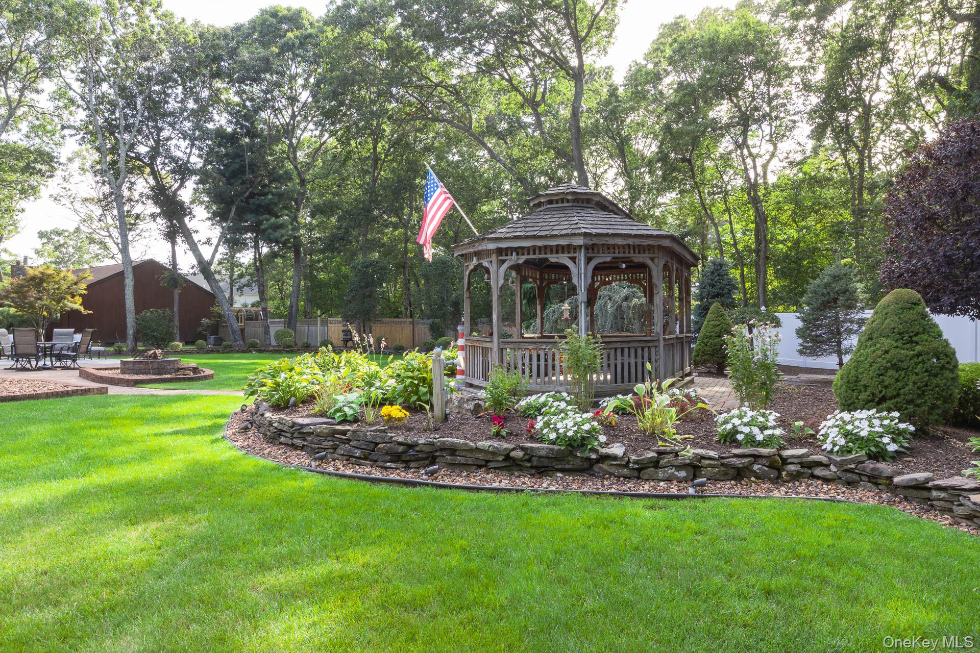 50 Margin Drive W, Shirley, NY 11967