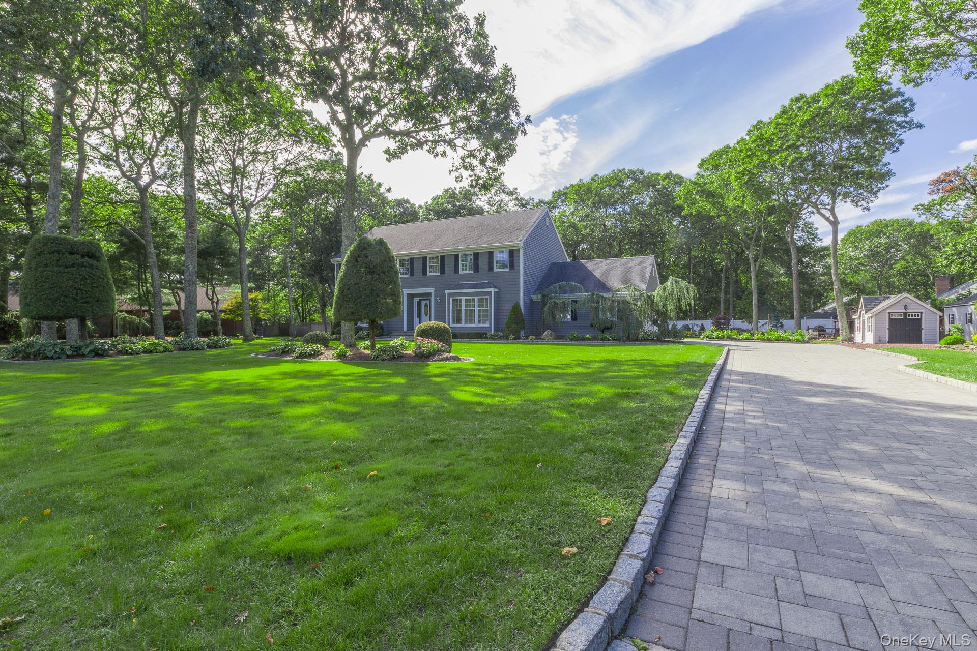 50 Margin Drive W, Shirley, NY 11967