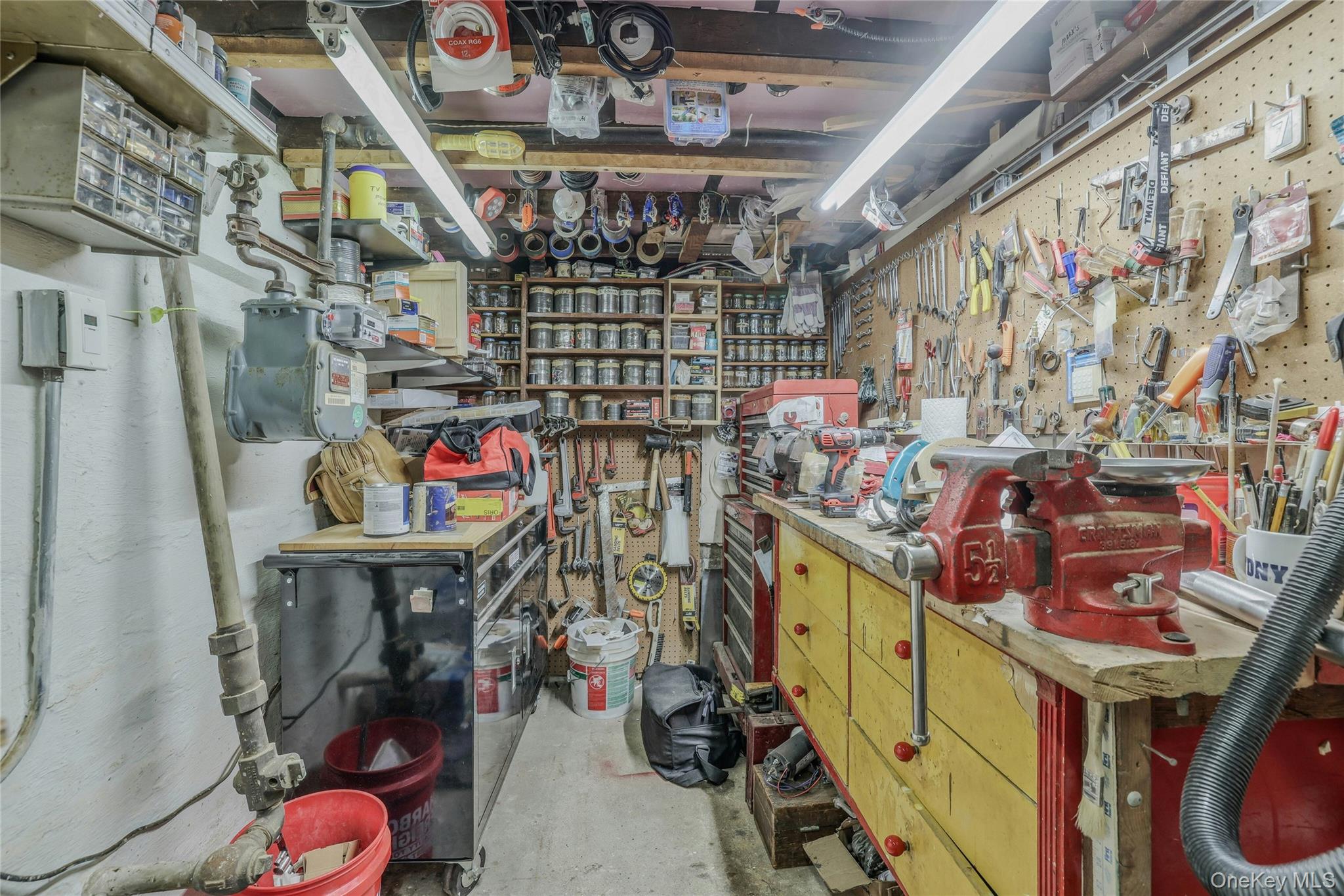 71-52 58th Road, Maspeth, NY 11378