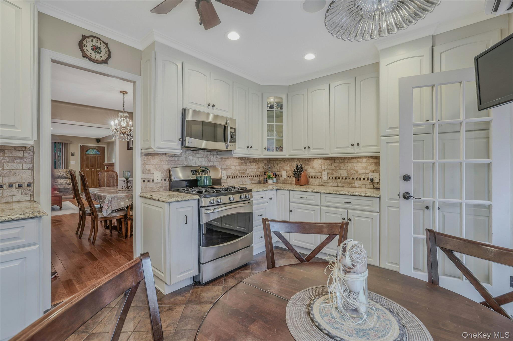 71-52 58th Road, Maspeth, NY 11378