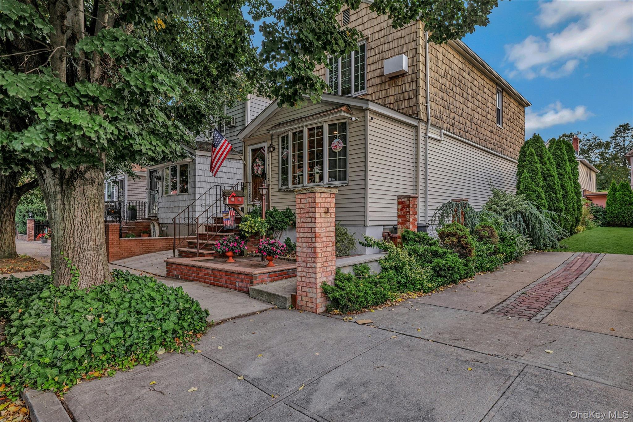 71-52 58th Road, Maspeth, NY 11378