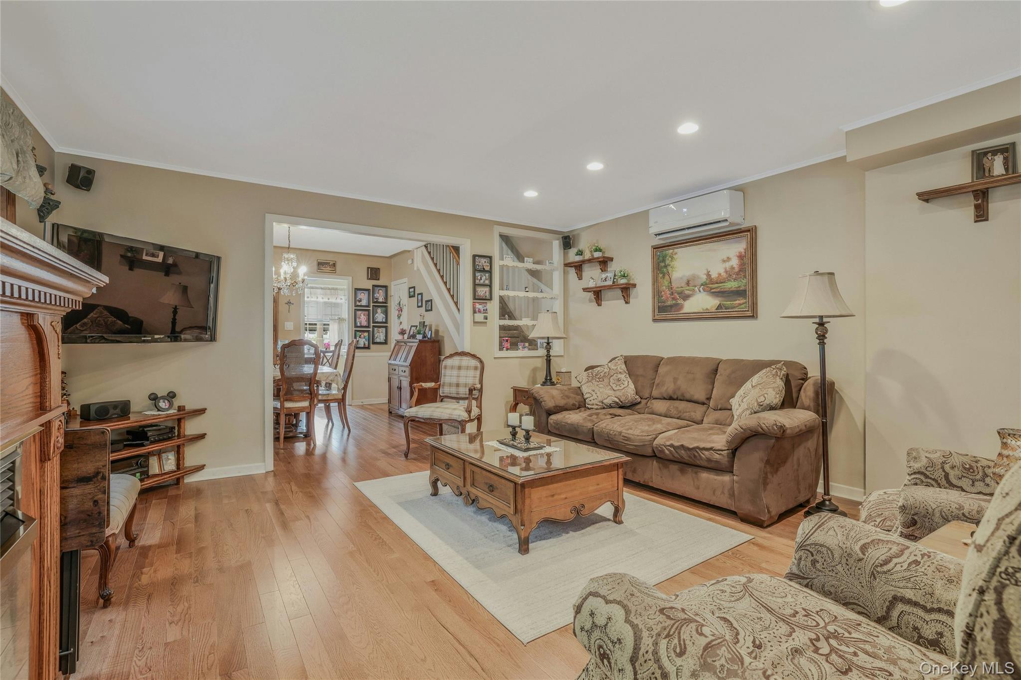 71-52 58th Road, Maspeth, NY 11378