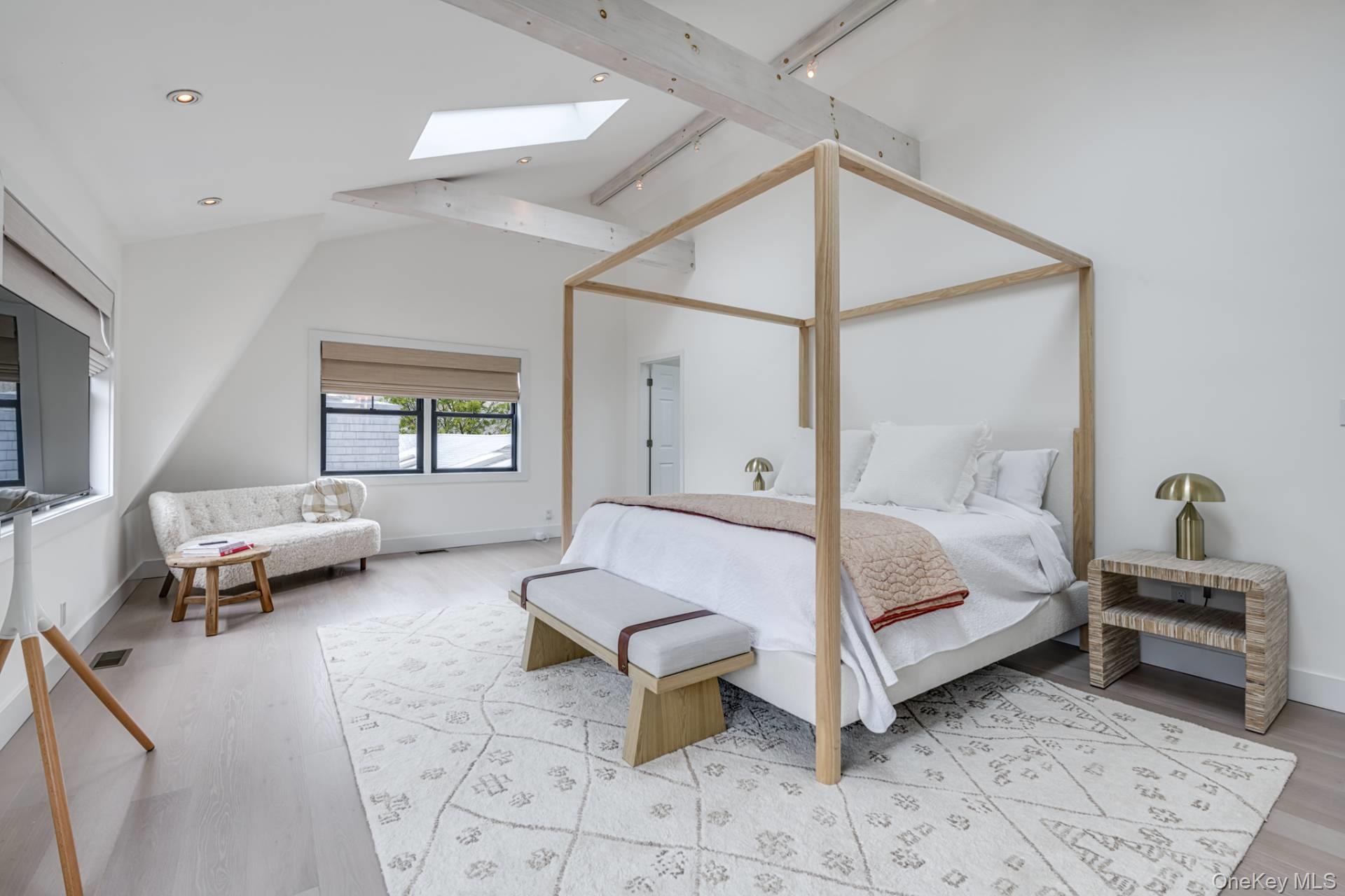 1036 Head Of Pond Road, Water Mill, NY 11976