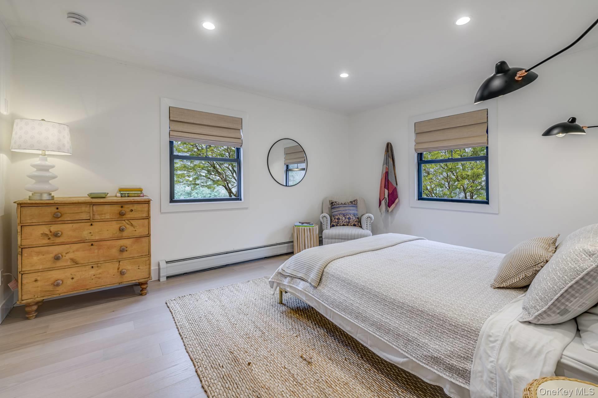 1036 Head Of Pond Road, Water Mill, NY 11976