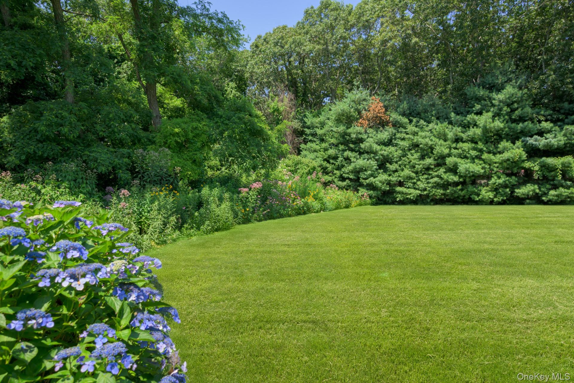 1036 Head Of Pond Road, Water Mill, NY 11976