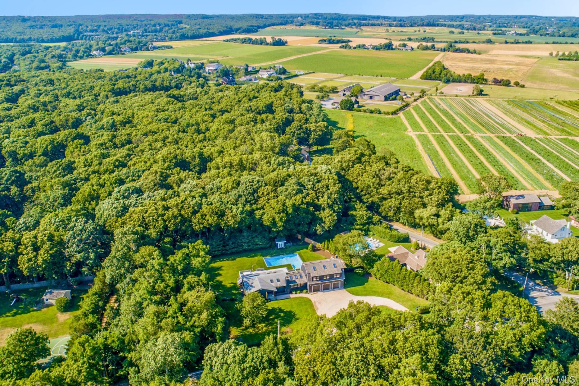 1036 Head Of Pond Road, Water Mill, NY 11976