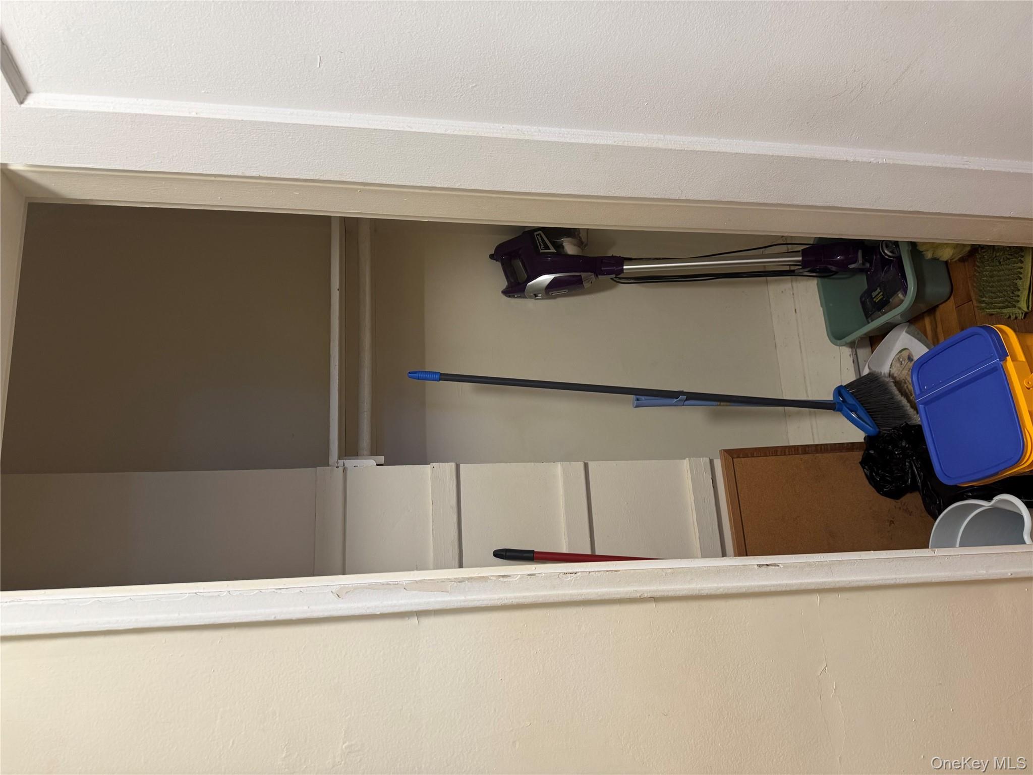 145 Smith # D4, Freeport, NY 11520