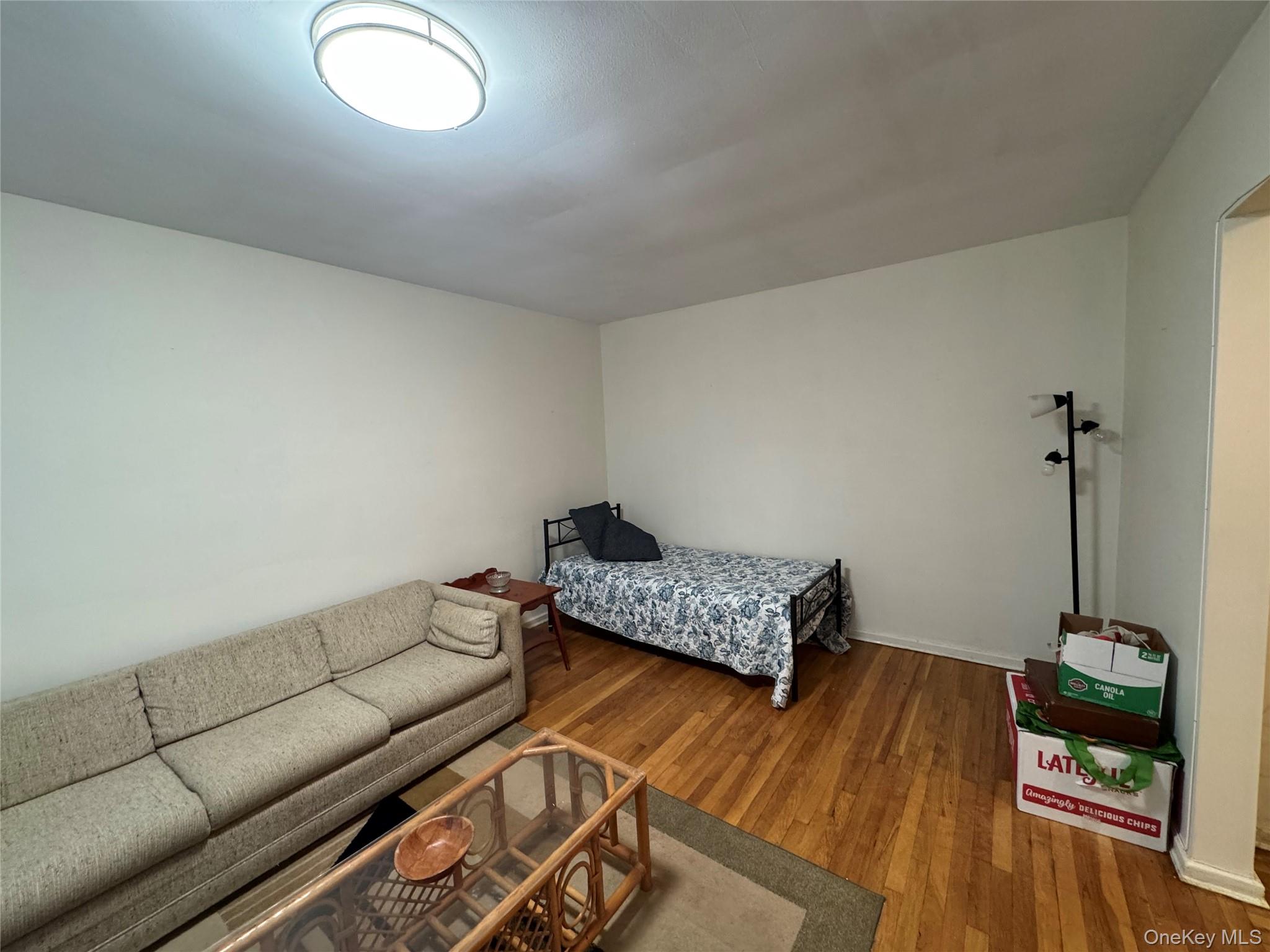 145 Smith # D4, Freeport, NY 11520