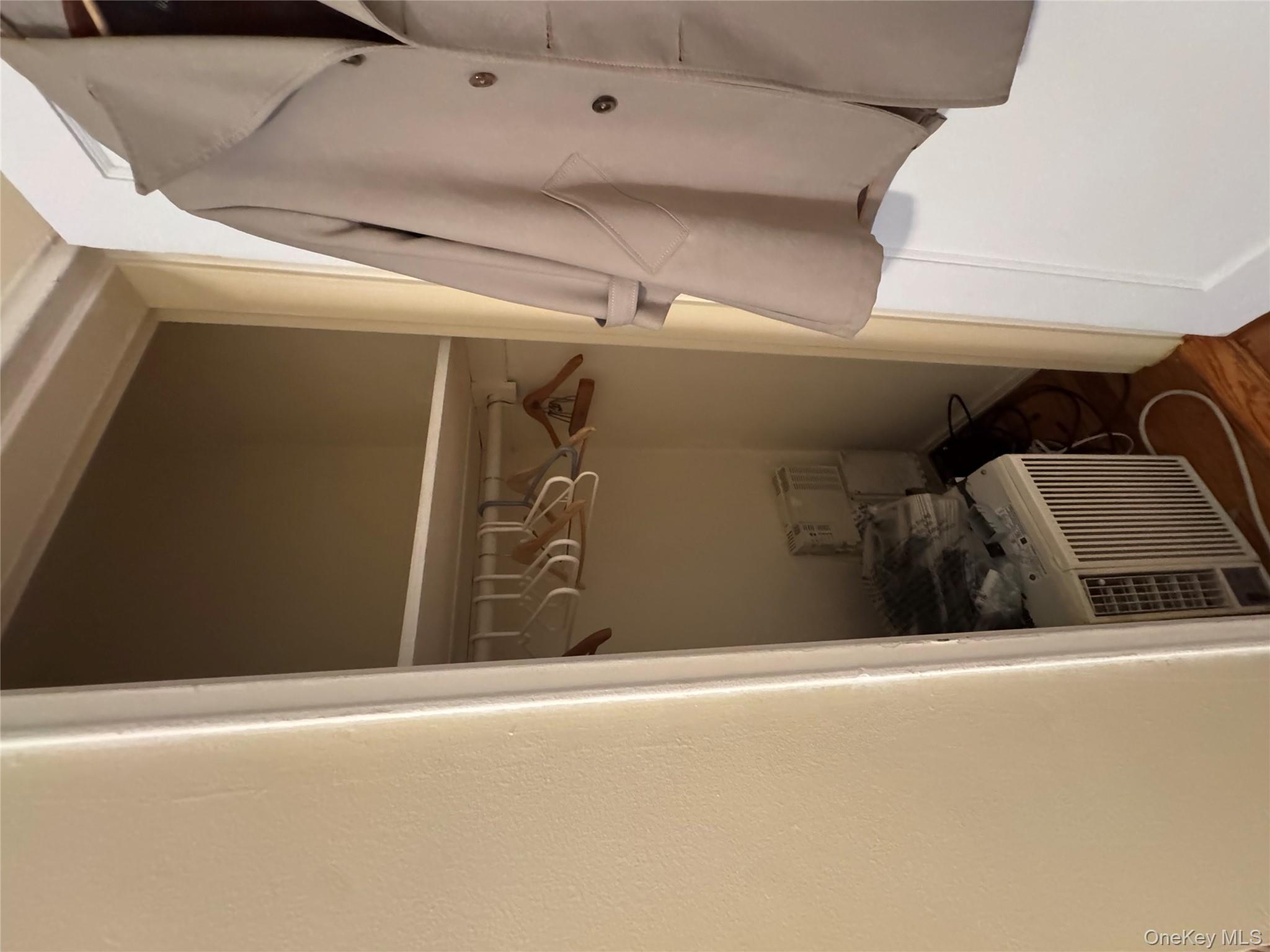 145 Smith # D4, Freeport, NY 11520