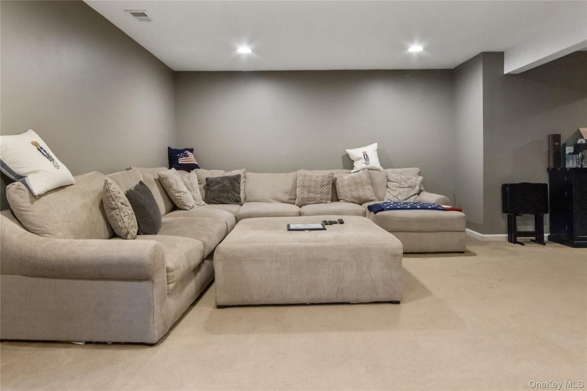 11 Cobblestone Lane, Middletown, NY 10940