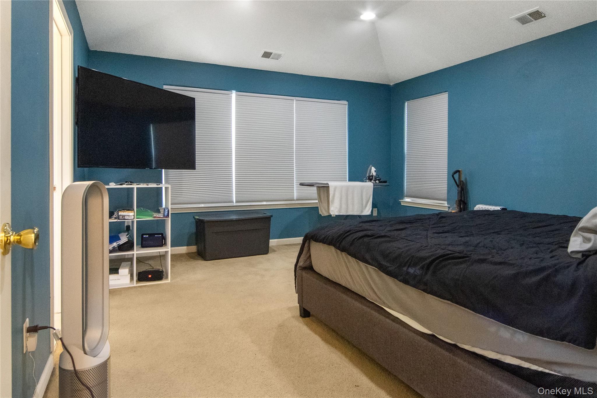 11 Cobblestone Lane, Middletown, NY 10940