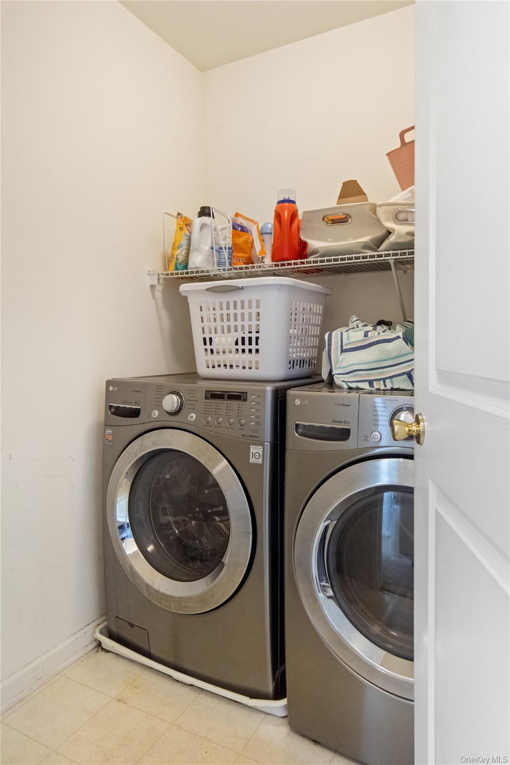 11 Cobblestone Lane, Middletown, NY 10940