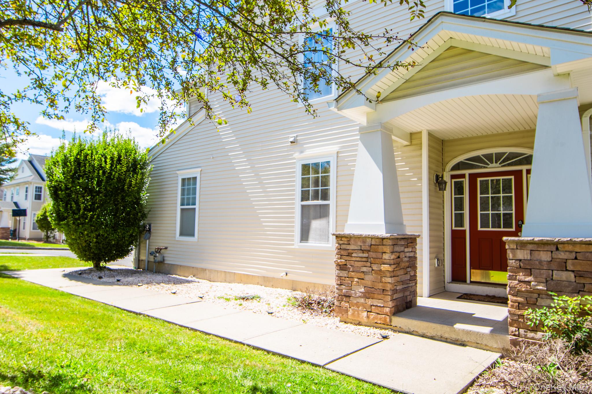 11 Cobblestone Lane, Middletown, NY 10940