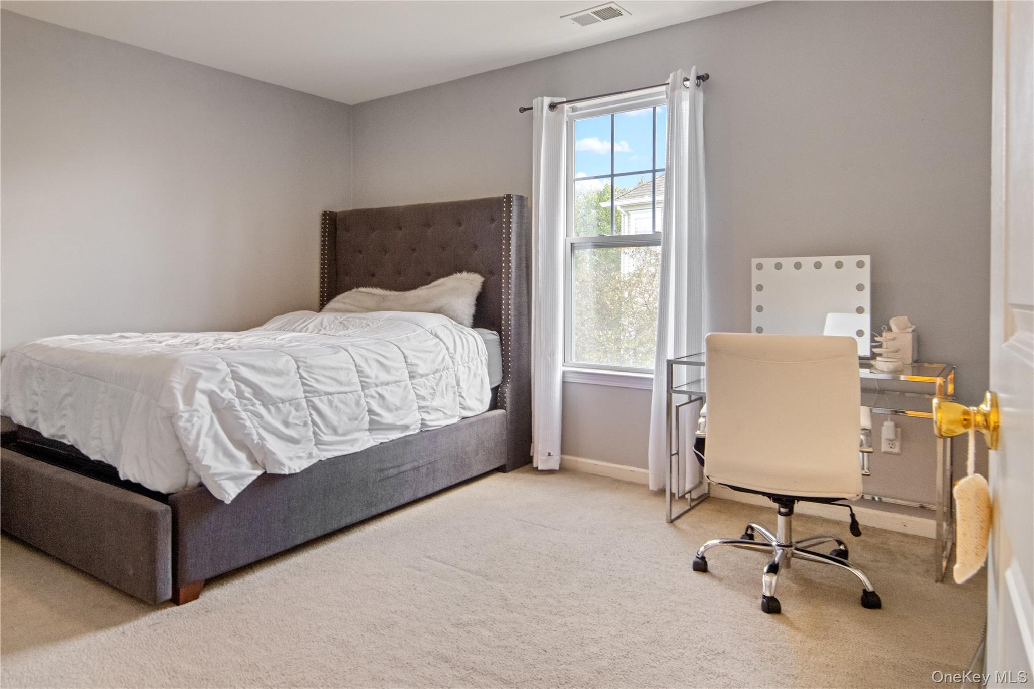 11 Cobblestone Lane, Middletown, NY 10940