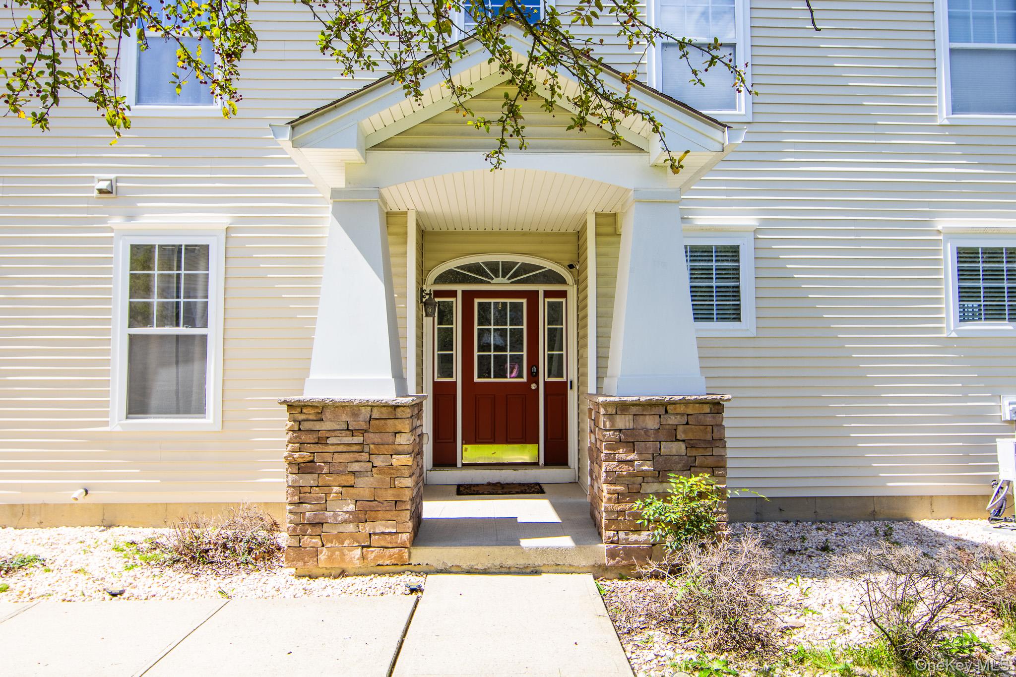 11 Cobblestone Lane, Middletown, NY 10940