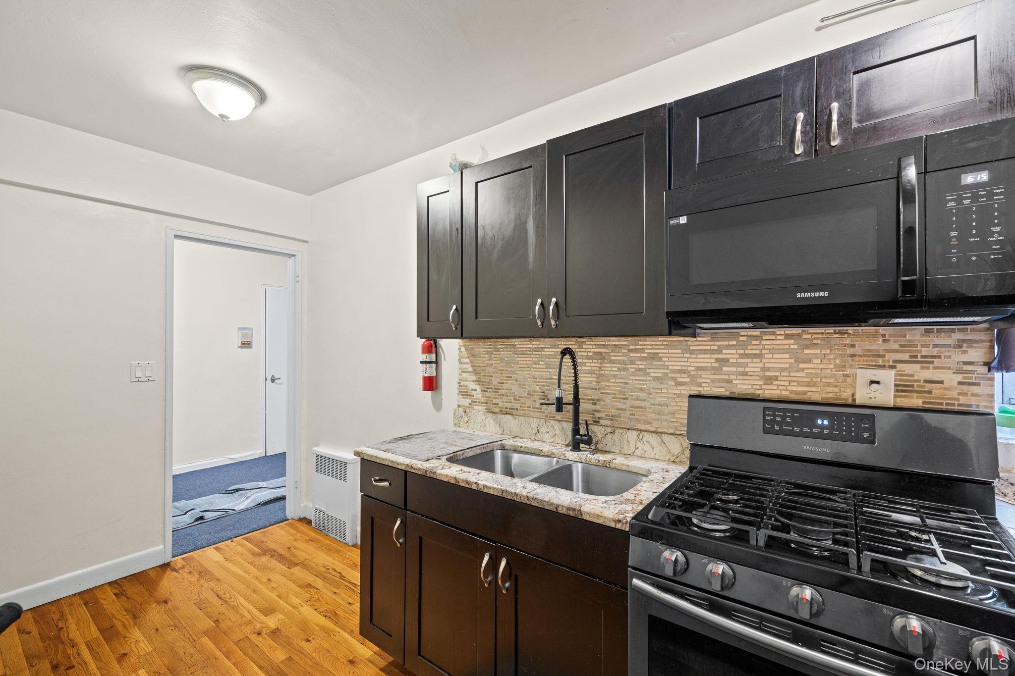 2105 Wallace Avenue # 5A, Bronx, NY 10462