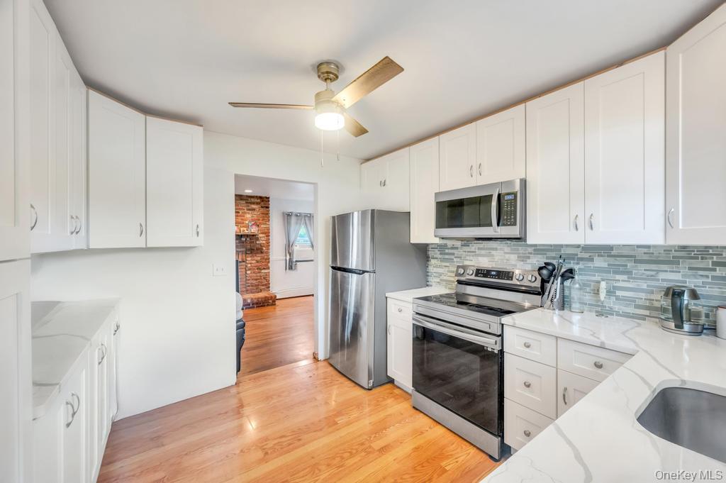 309 Dogwood Road W, Mastic Beach, NY 11951