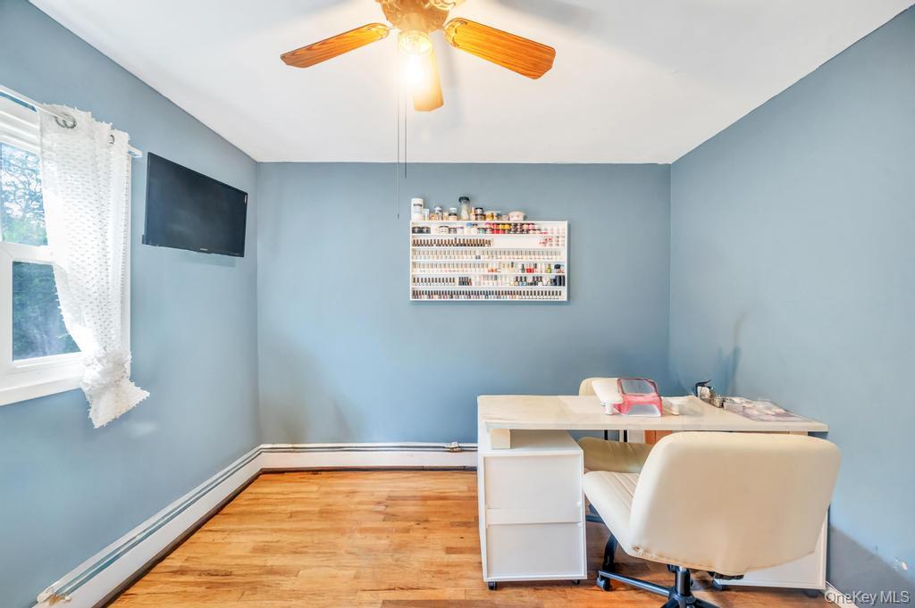 309 Dogwood Road W, Mastic Beach, NY 11951