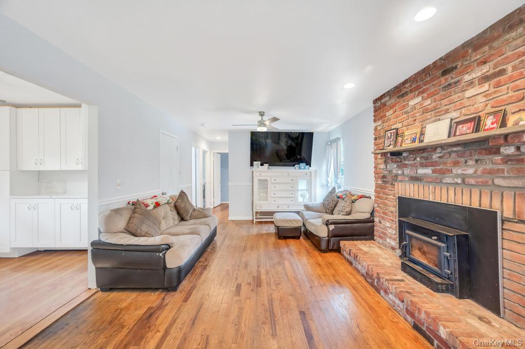 309 Dogwood Road W, Mastic Beach, NY 11951