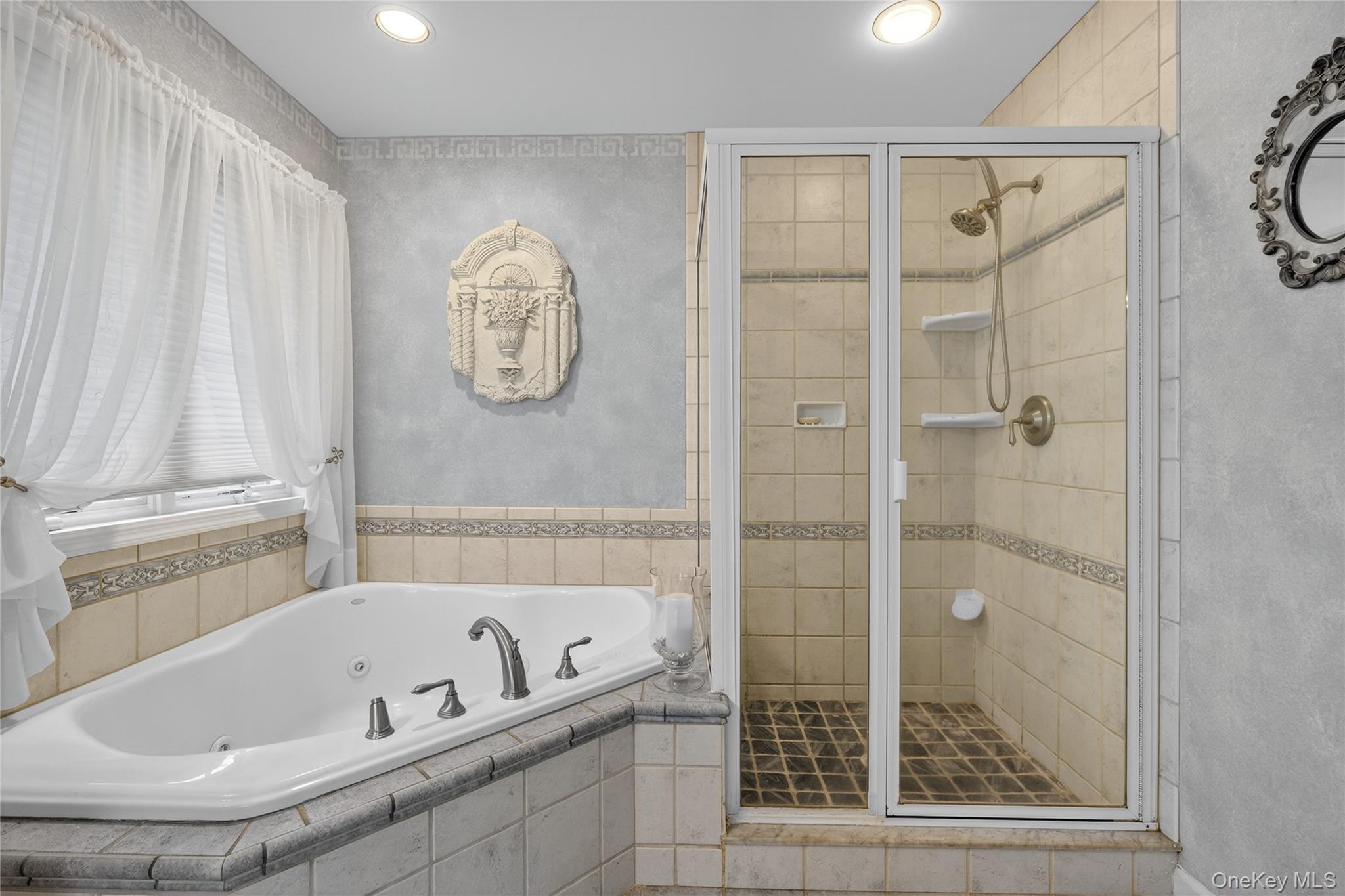 14 Meadow Crest Drive, Mahopac, NY 10541