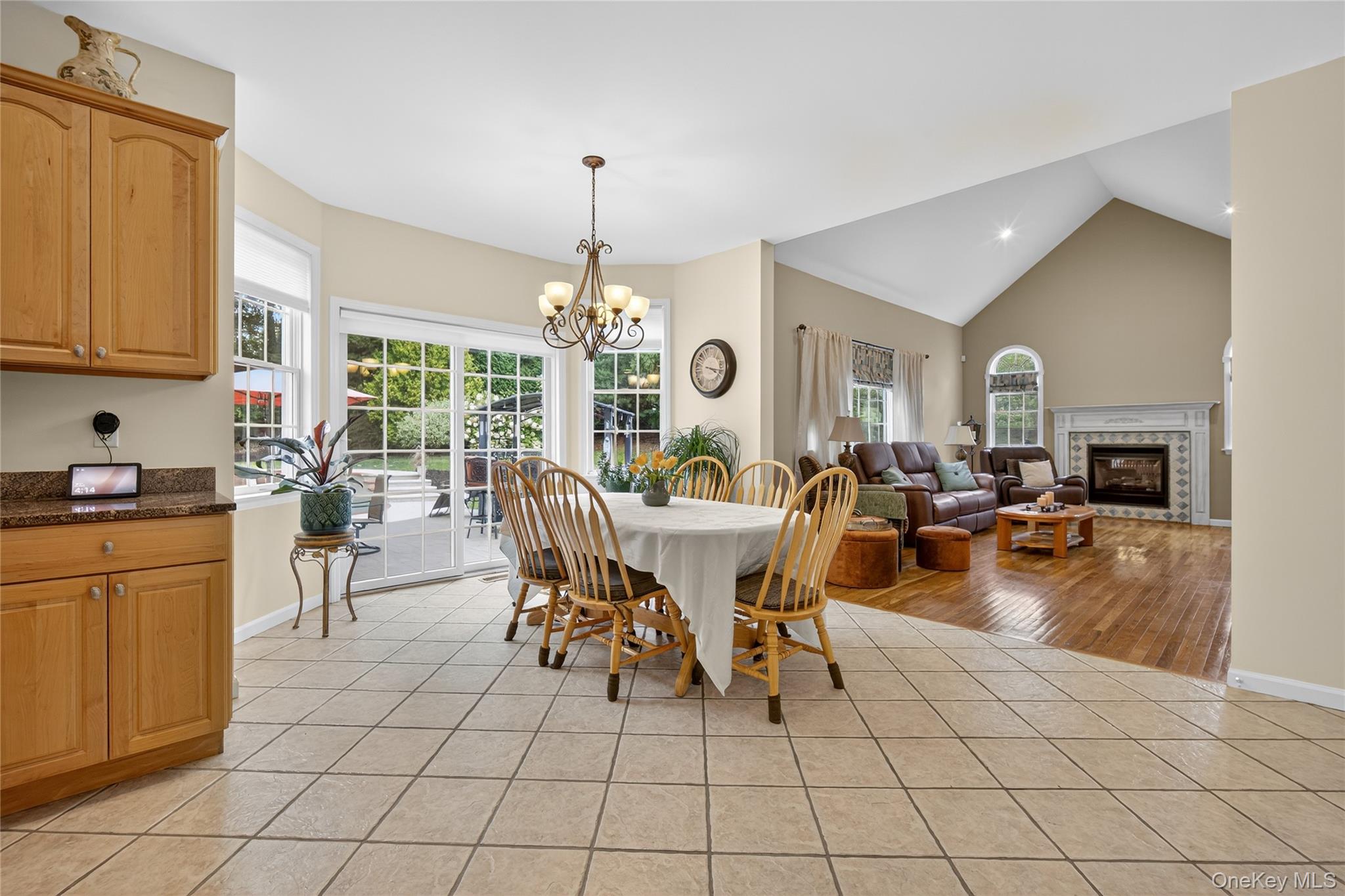 14 Meadow Crest Drive, Mahopac, NY 10541