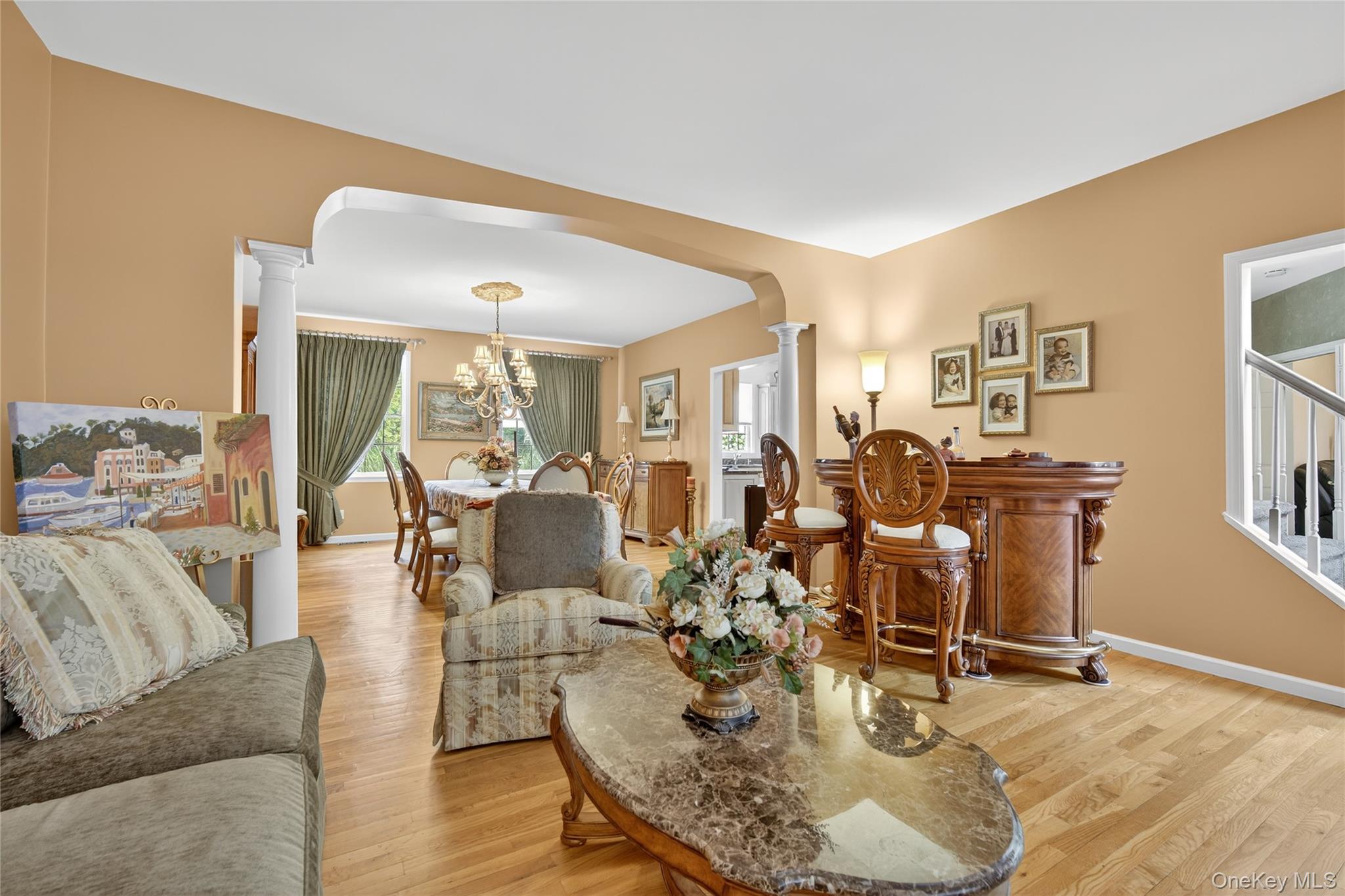 14 Meadow Crest Drive, Mahopac, NY 10541