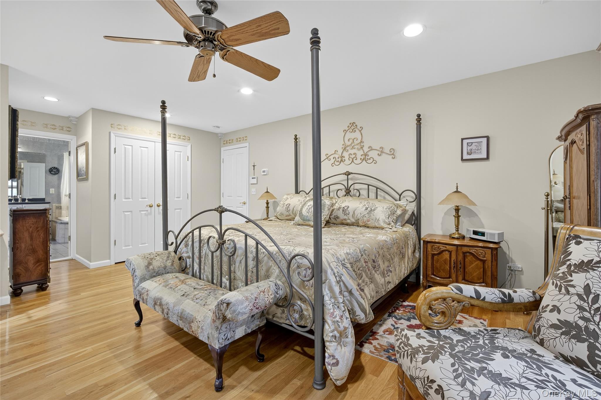 14 Meadow Crest Drive, Mahopac, NY 10541