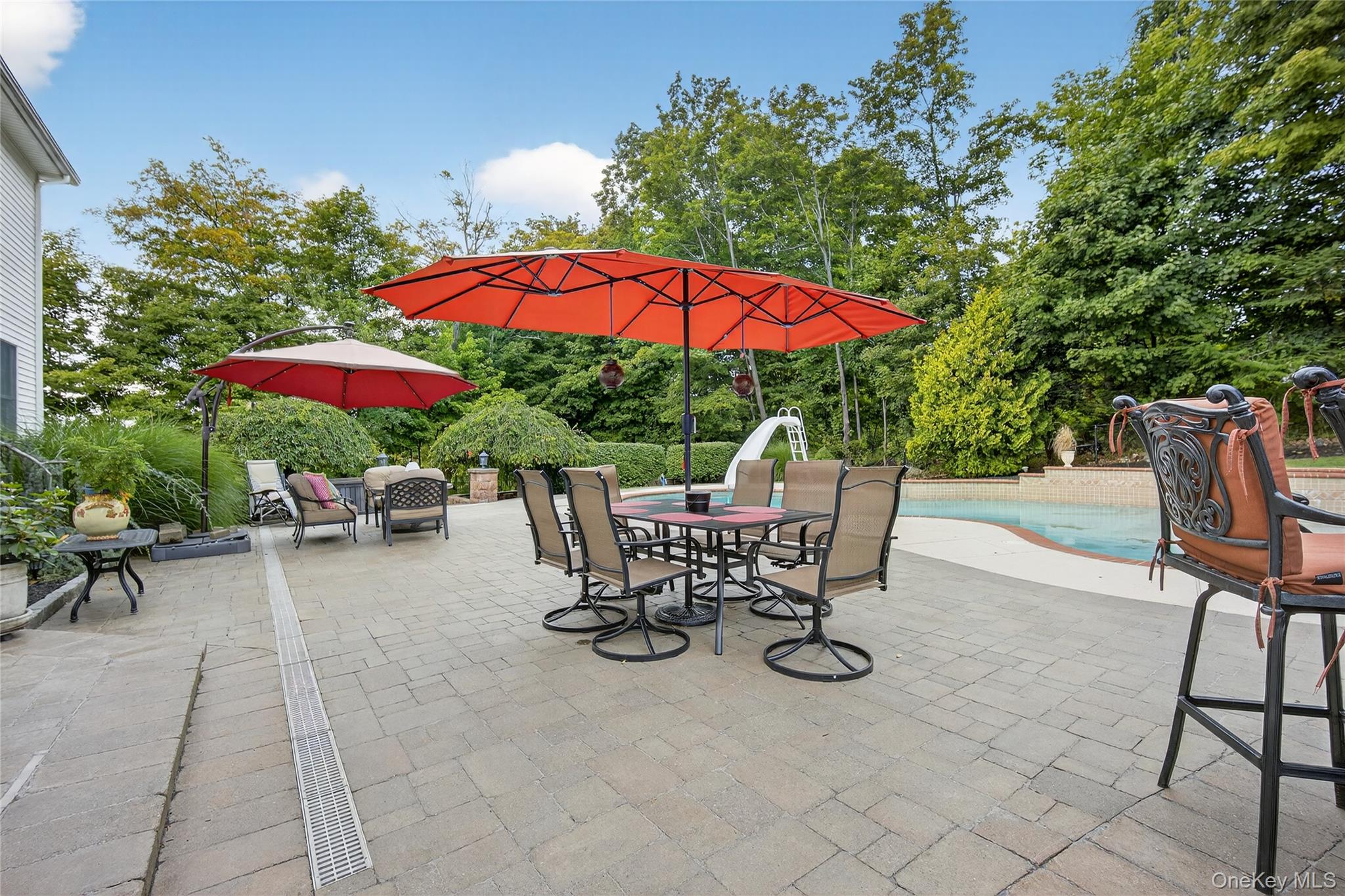 14 Meadow Crest Drive, Mahopac, NY 10541