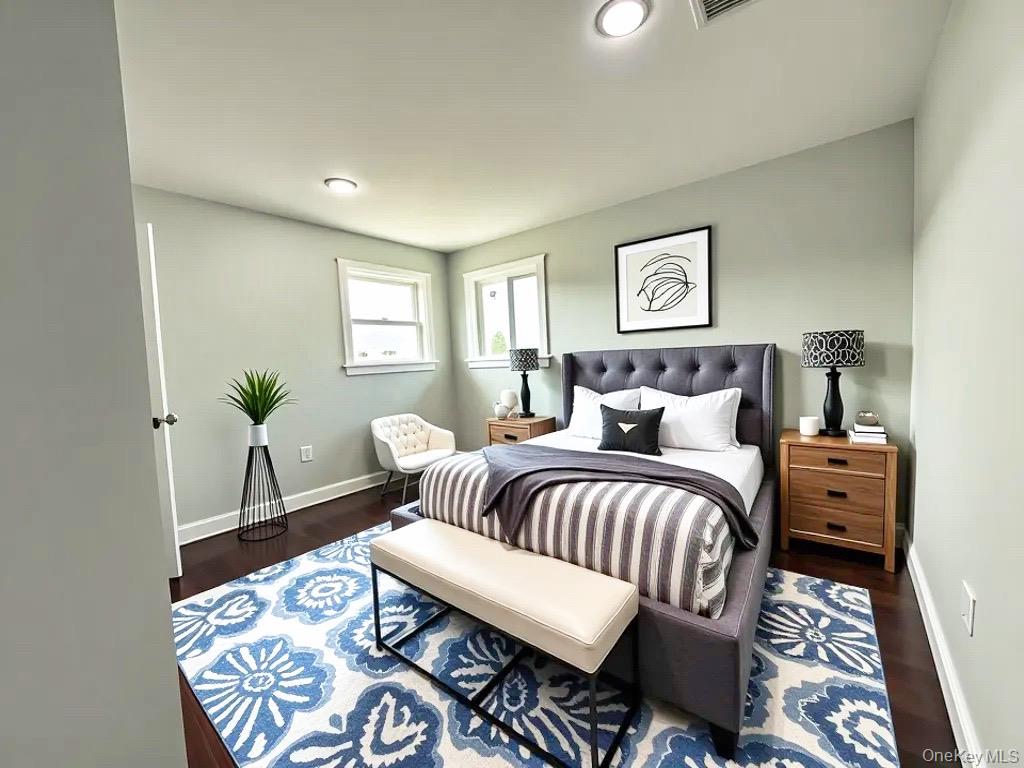 248 E Shore Road E, Lindenhurst, NY 11757