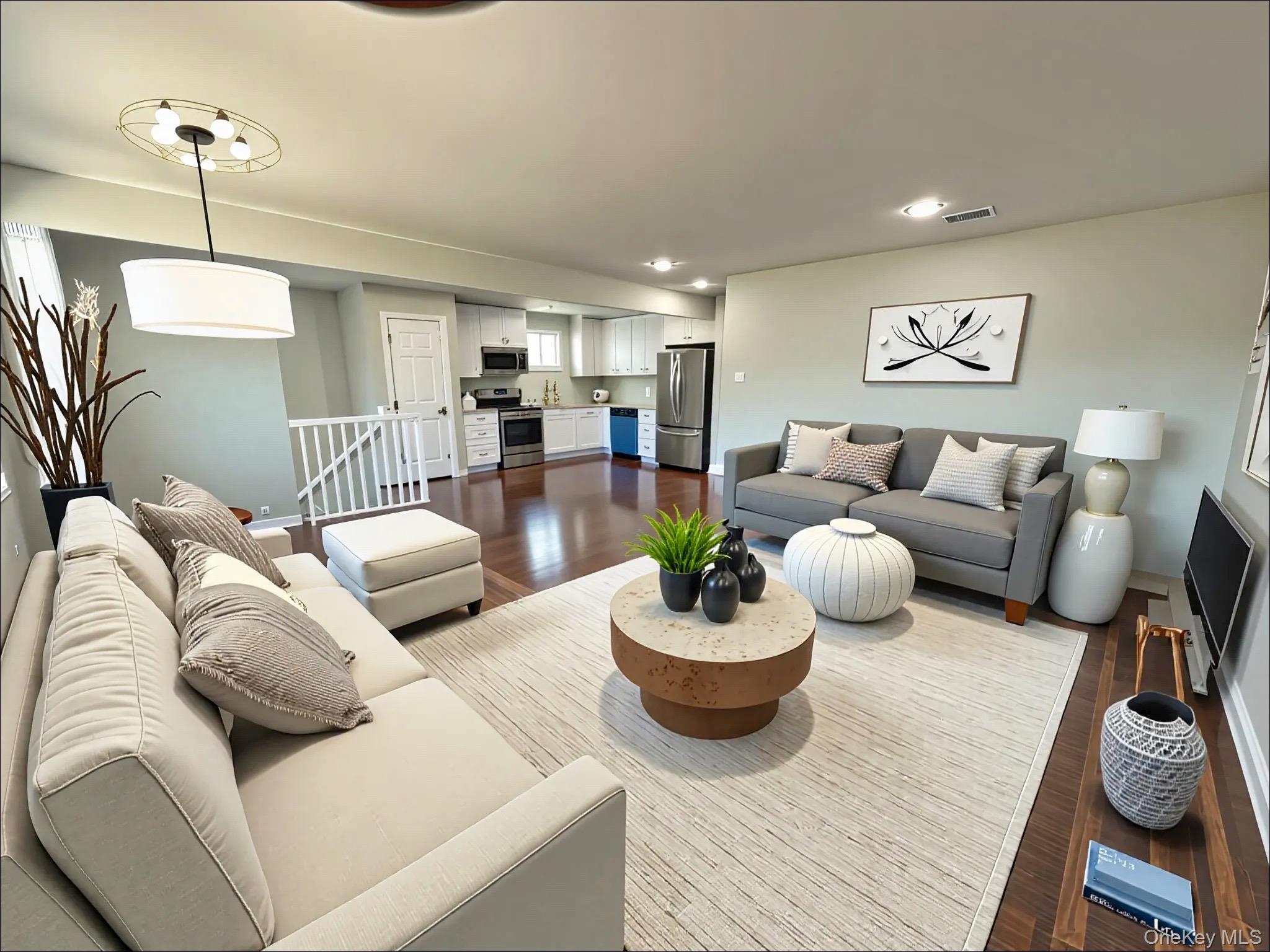 248 E Shore Road E, Lindenhurst, NY 11757