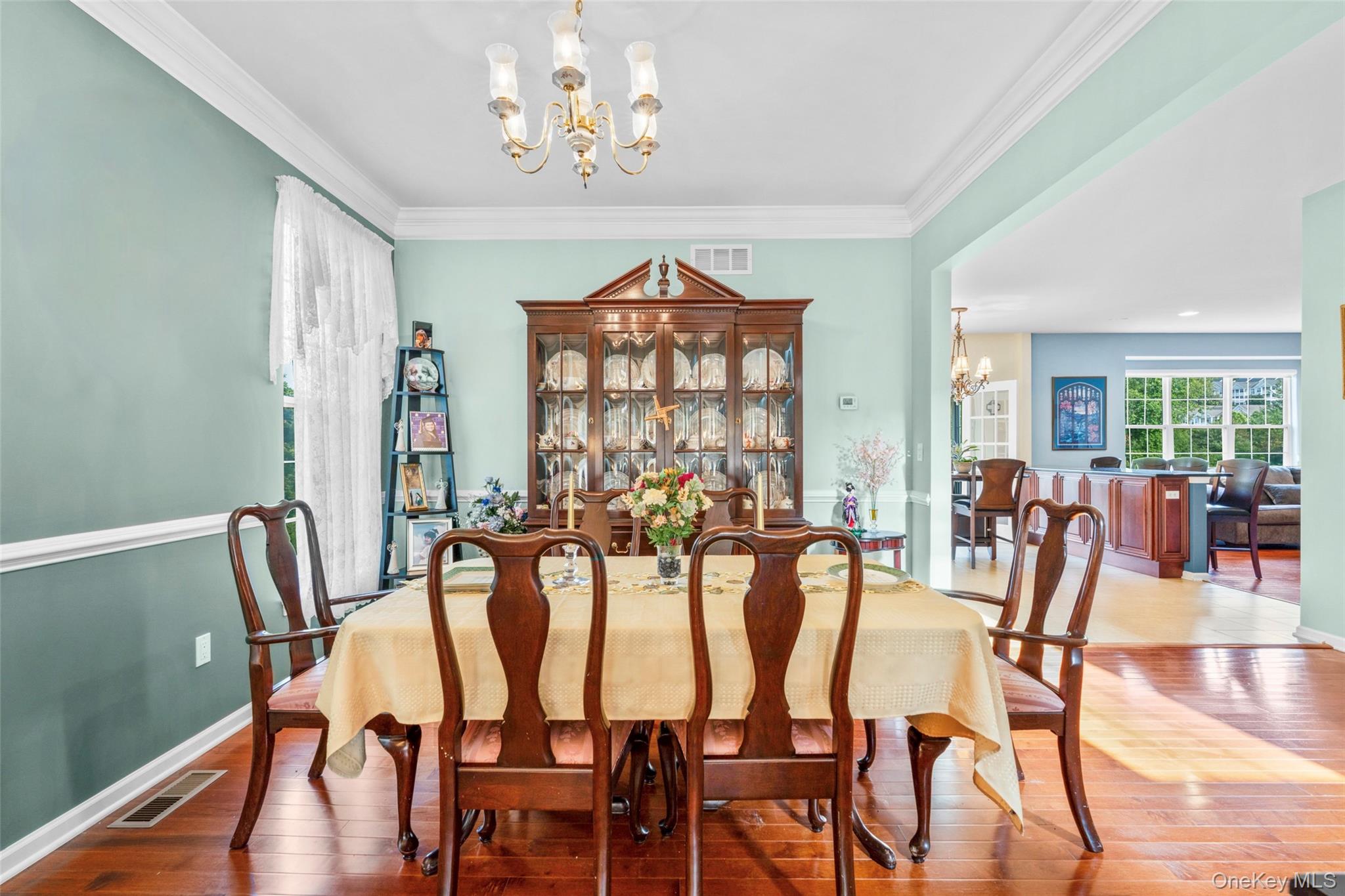 653 Creekside Lane, Fishkill, NY 12524