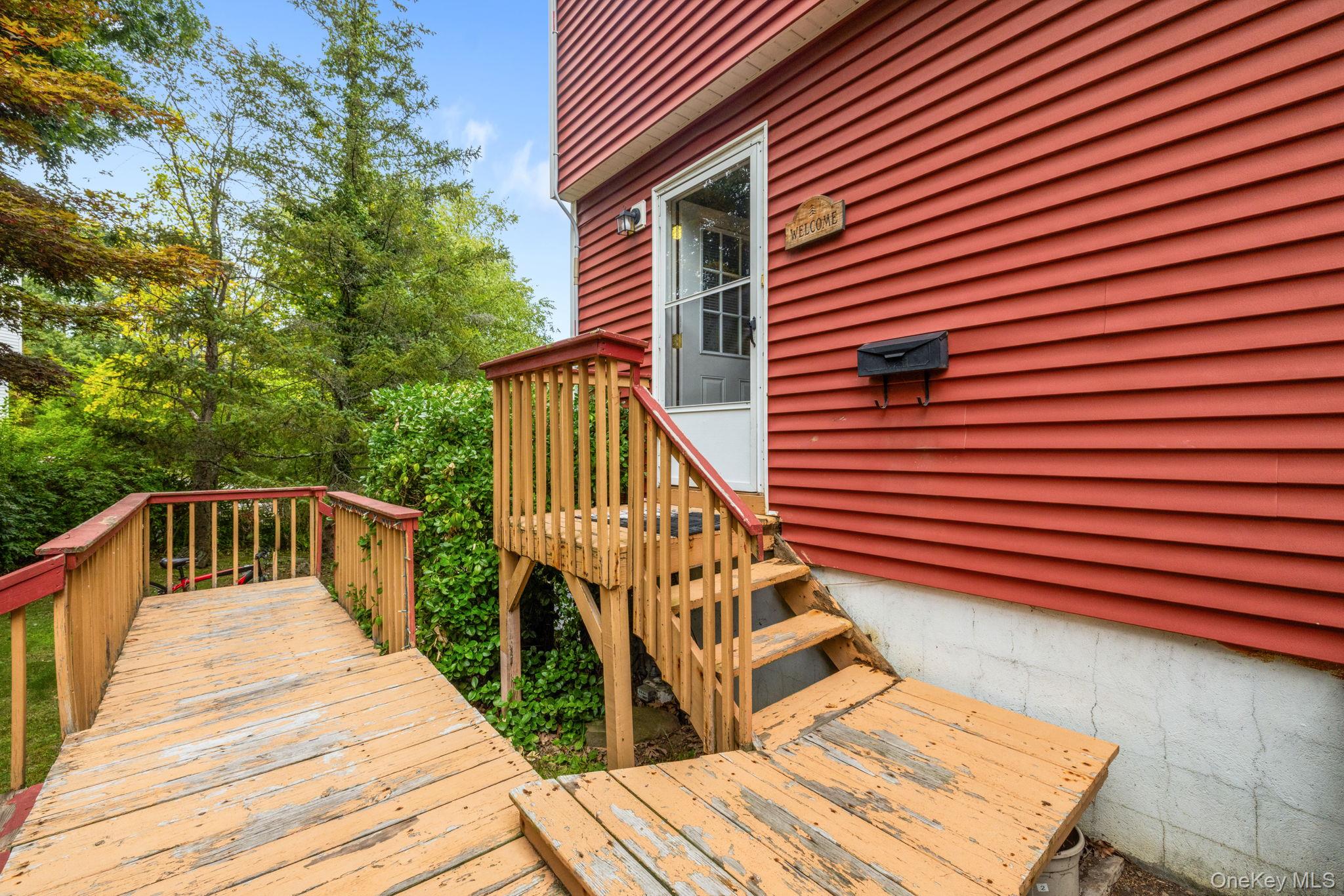 2 Fawn Ridge Court, Harriman, NY 10926