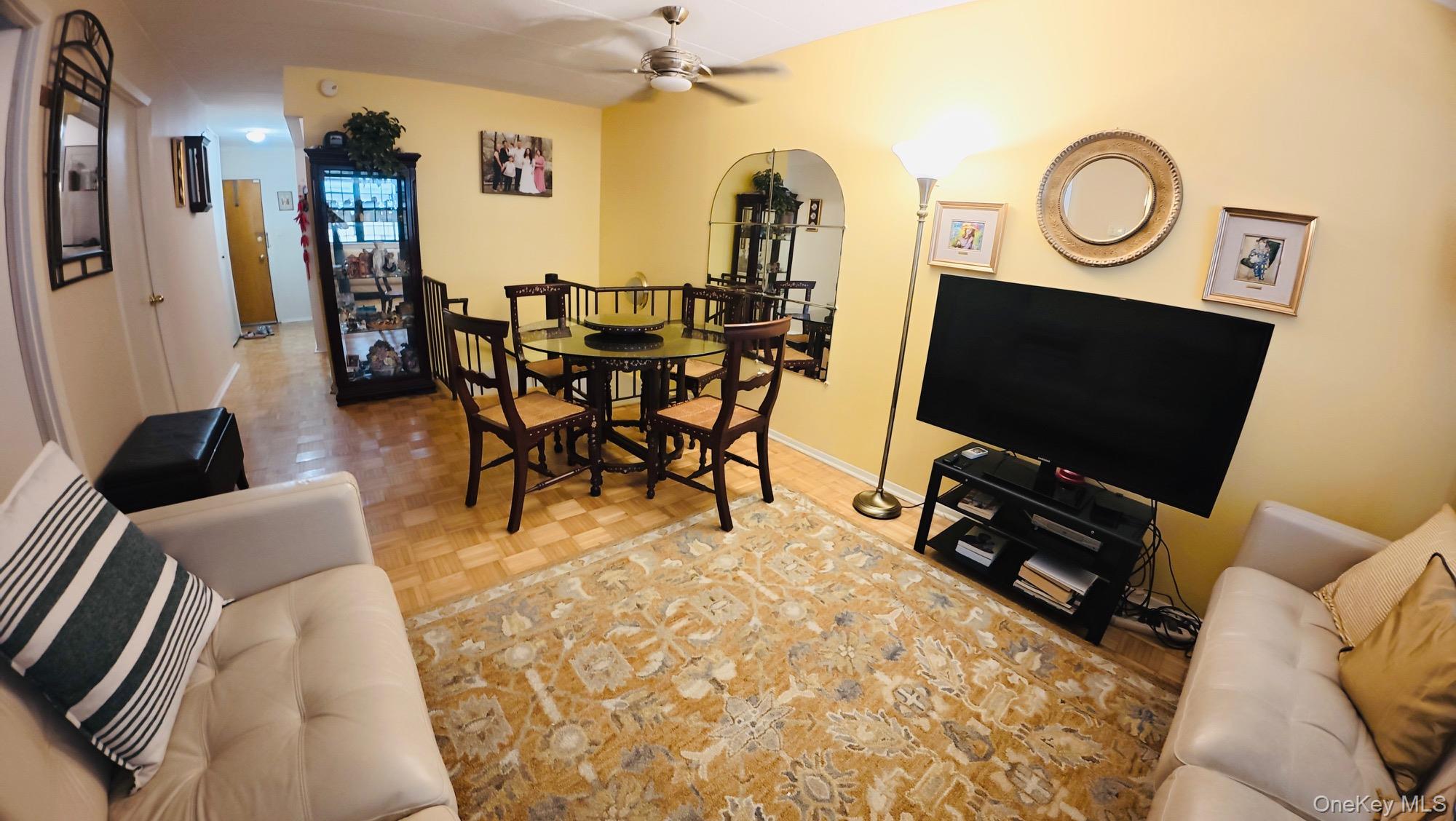 68-09 242nd Street # 33A, Little Neck, NY 11362