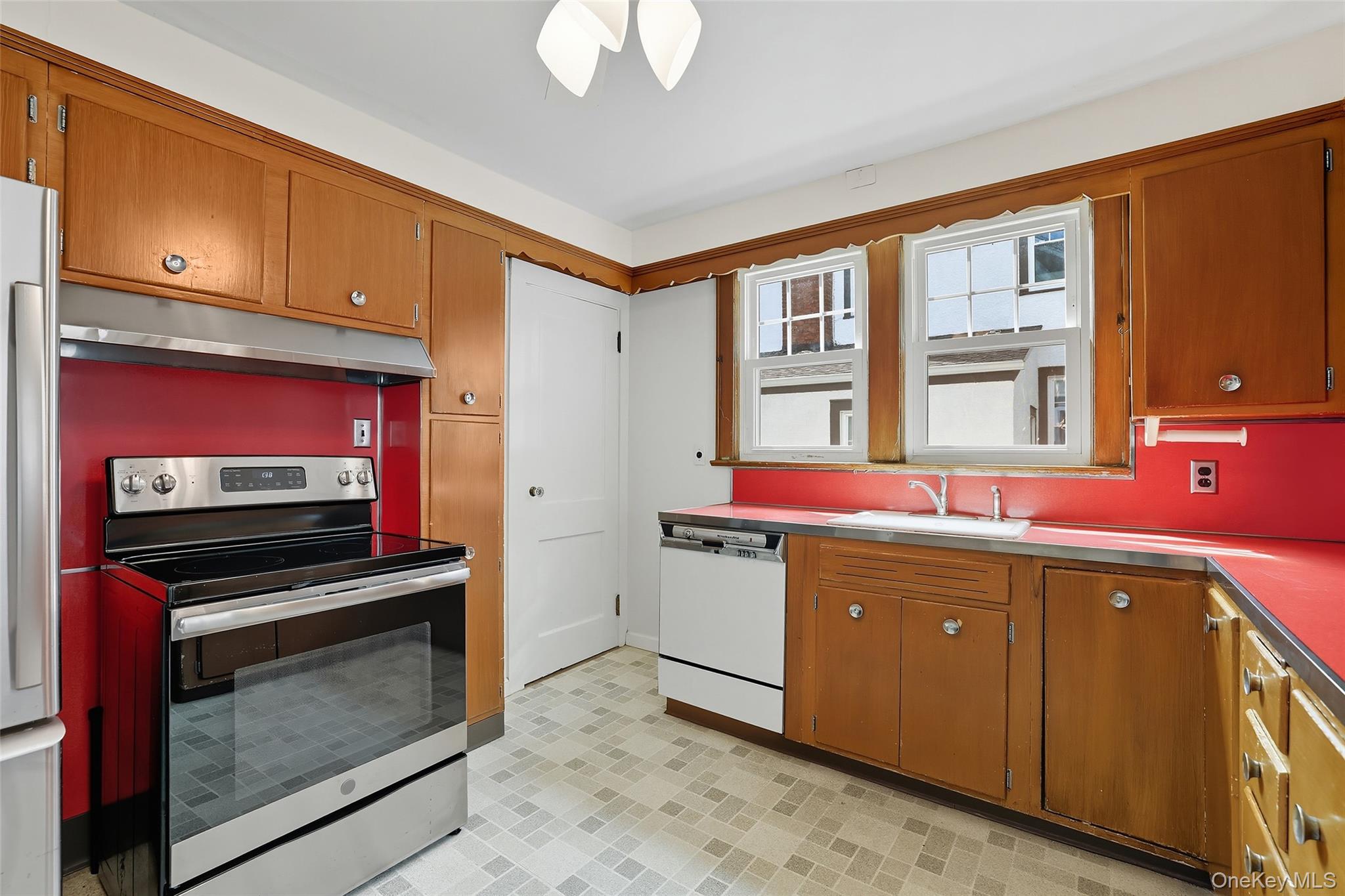 82 Shelley Avenue, Port Chester, NY 10573