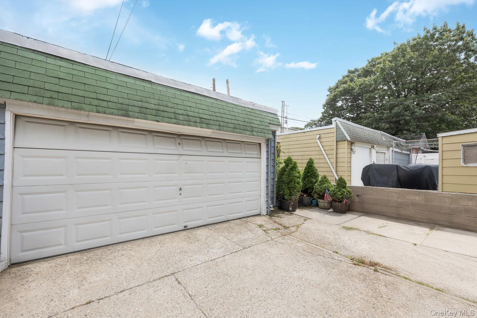 78-59 84th Street, Glendale, NY 11385