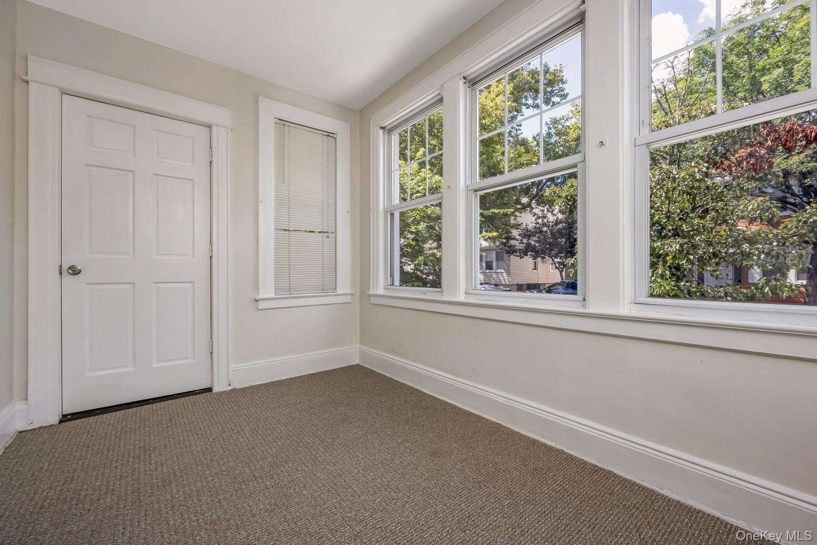 78-59 84th Street, Glendale, NY 11385