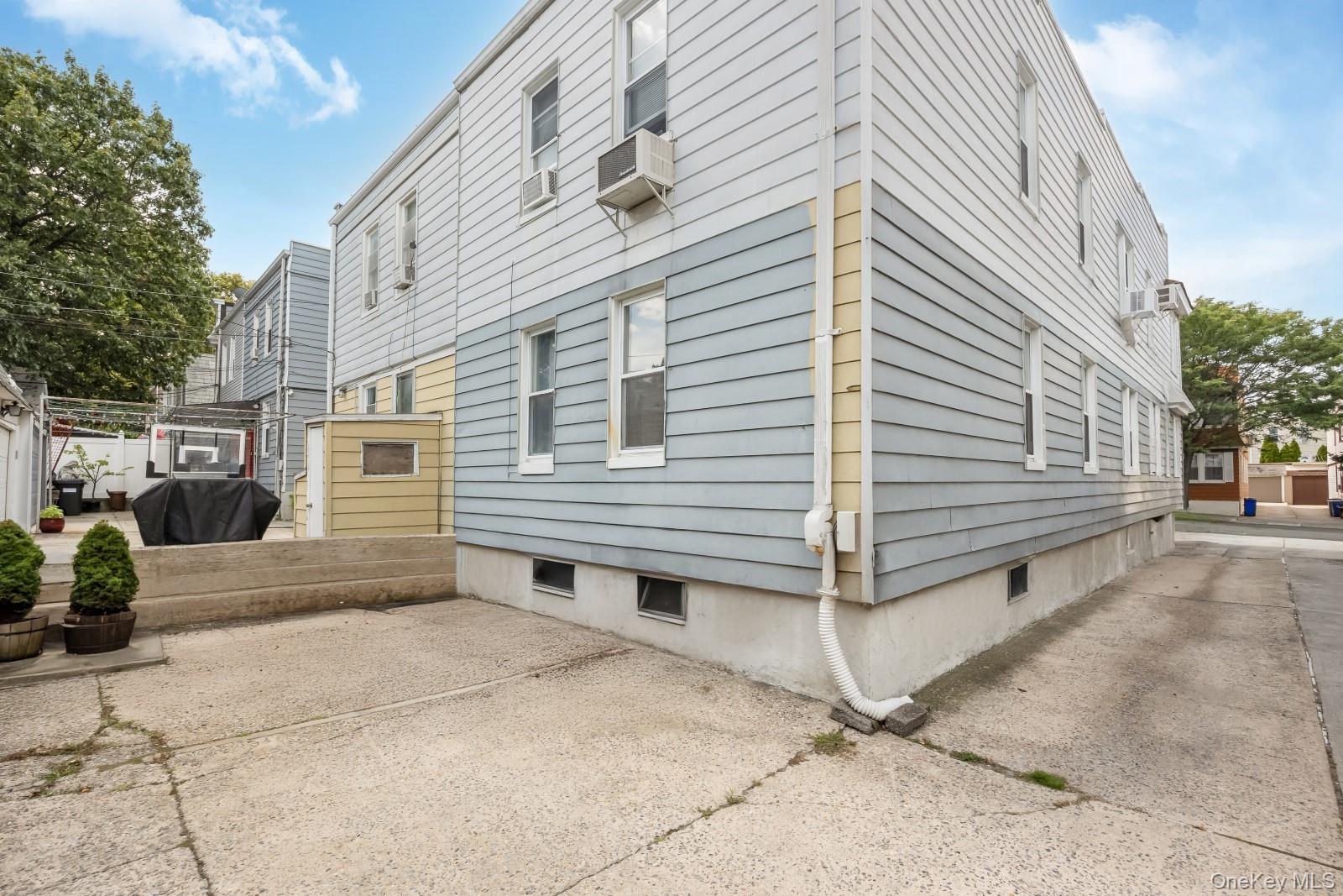 78-59 84th Street, Glendale, NY 11385