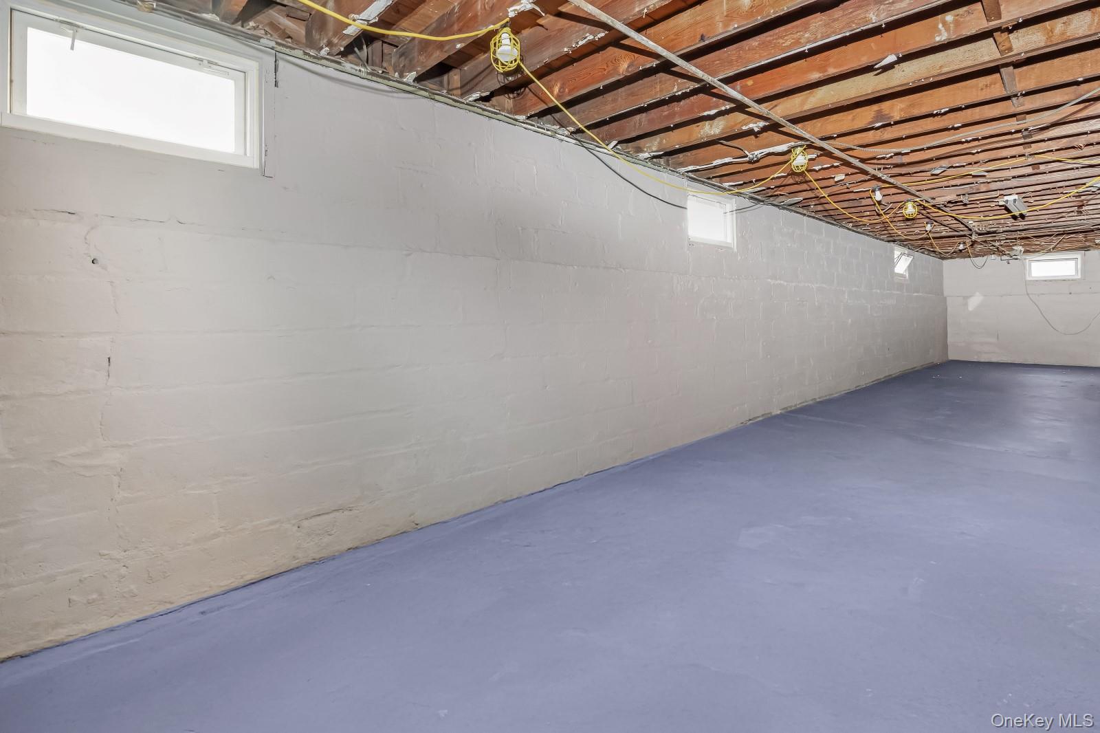 78-59 84th Street, Glendale, NY 11385