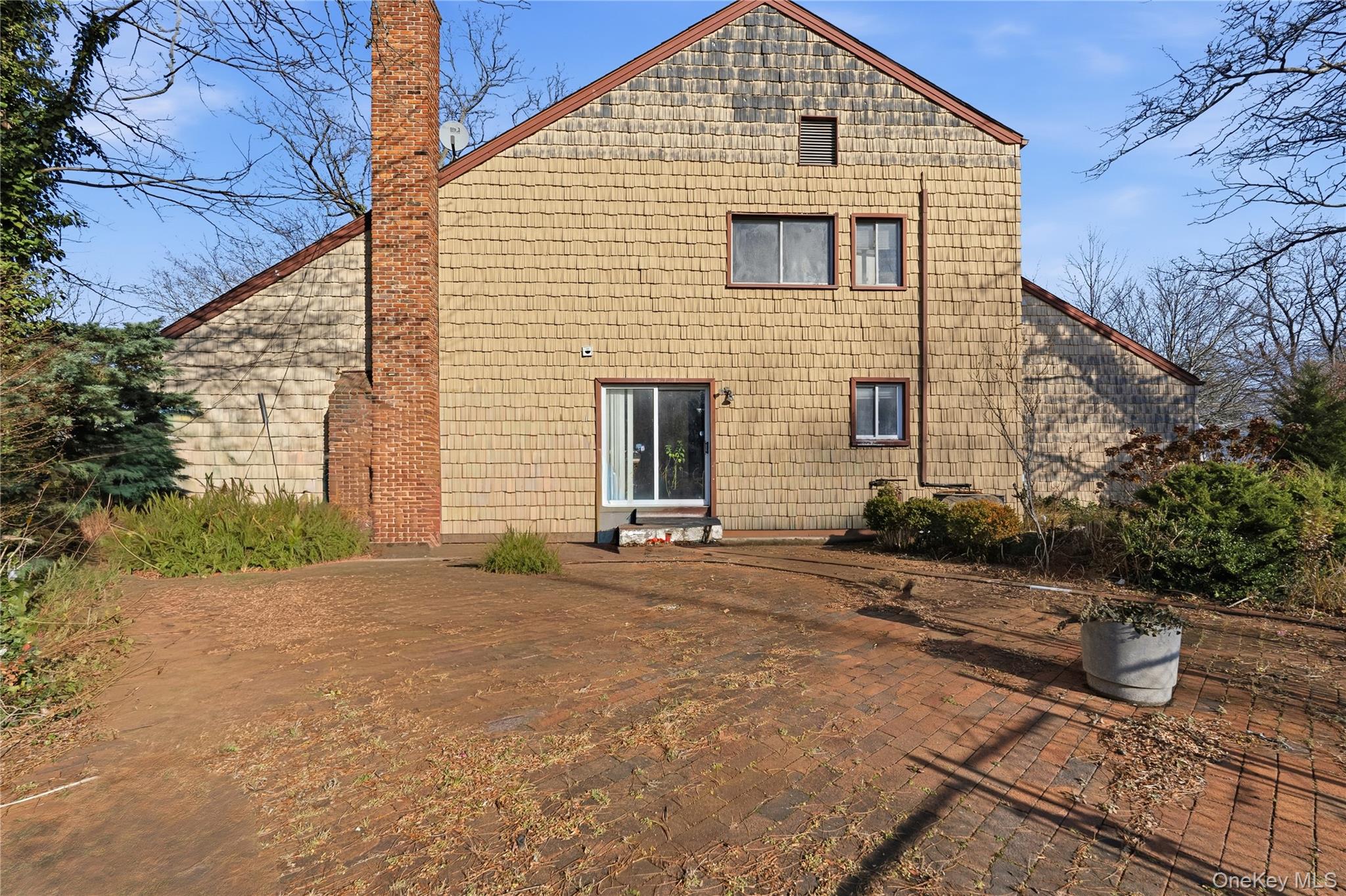 9 Beatrice Lane, Glen Cove, NY 11542