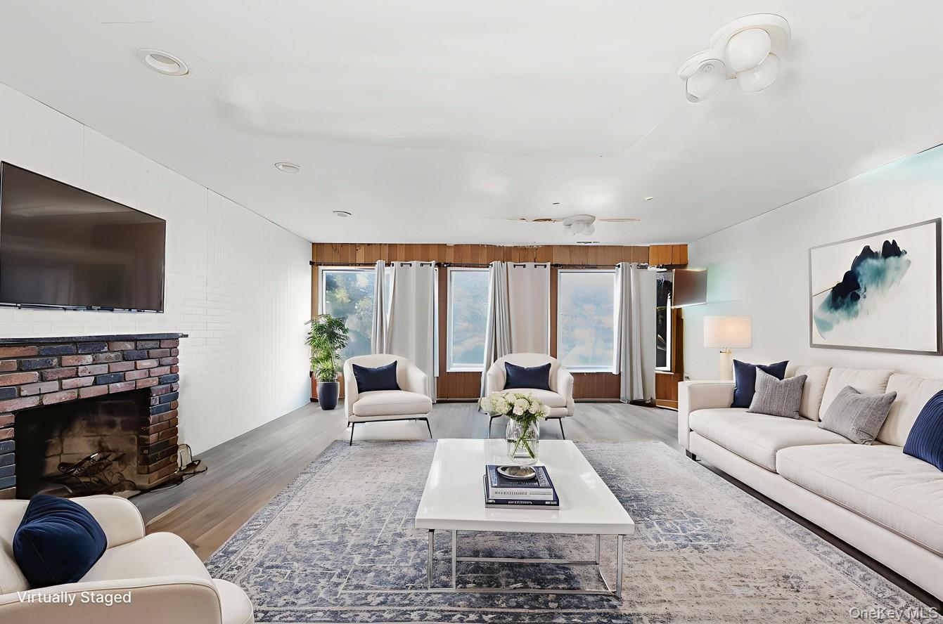 9 Beatrice Lane, Glen Cove, NY 11542