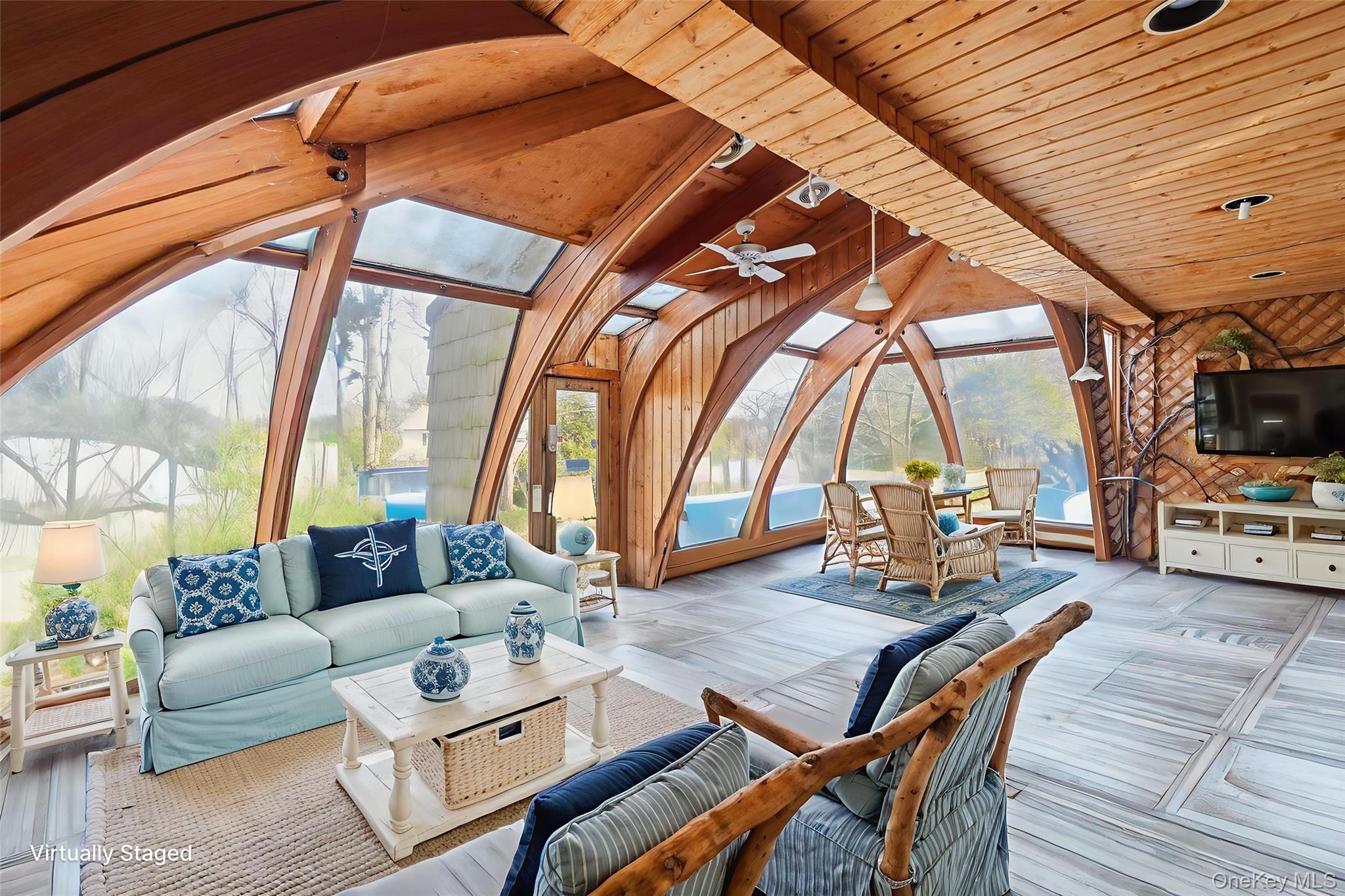 9 Beatrice Lane, Glen Cove, NY 11542