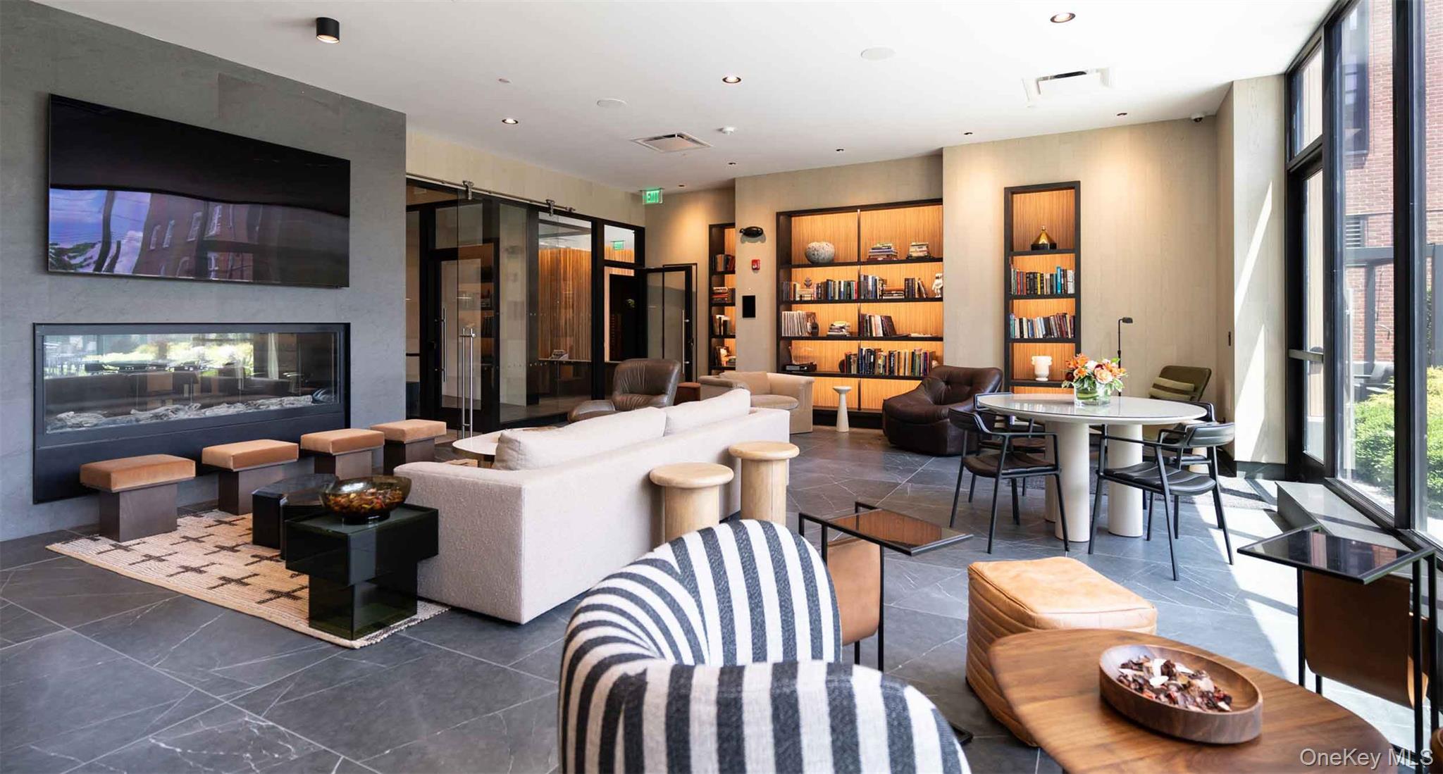 70 Memorial Plaza # 212, Pleasantville, NY 10570