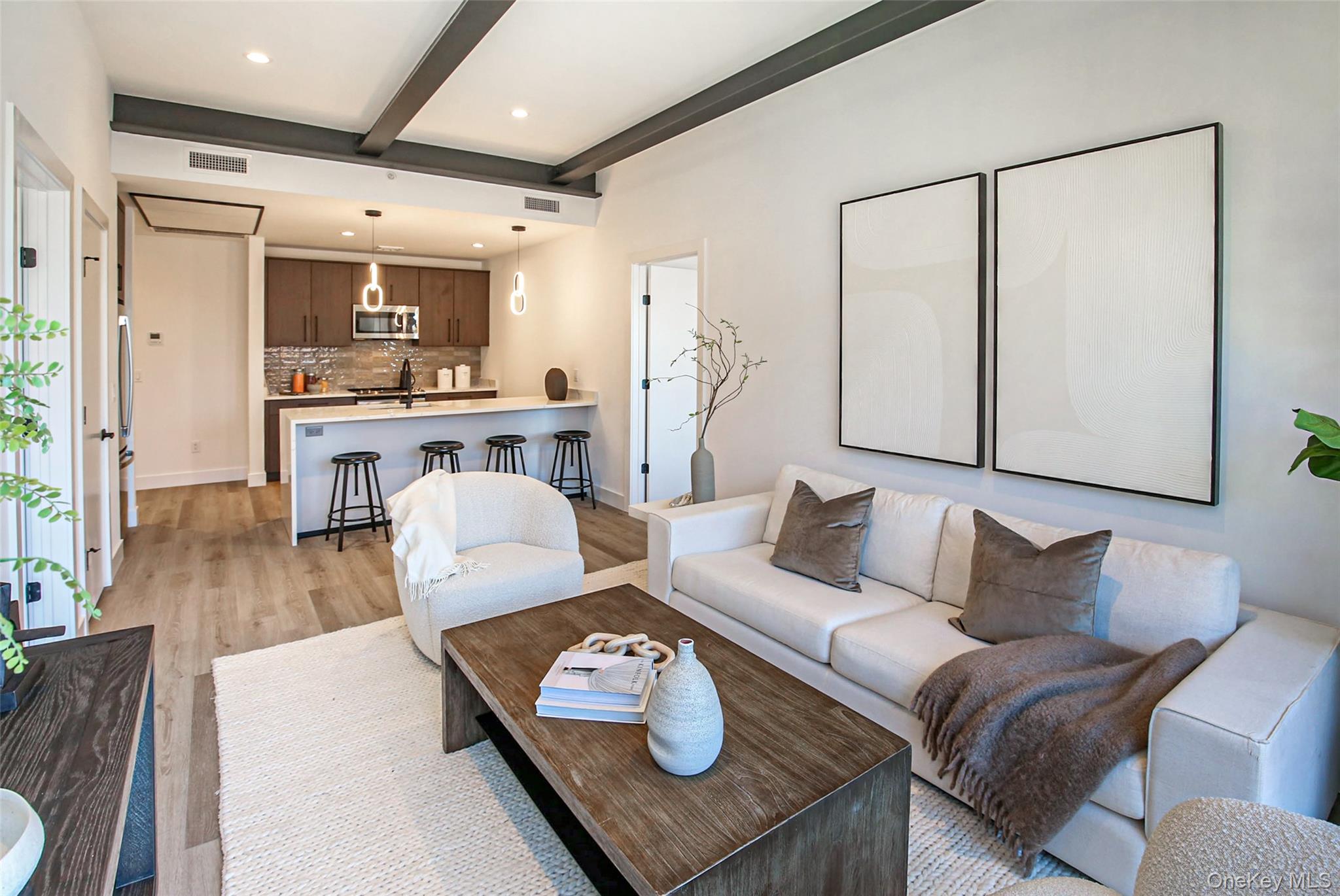 70 Memorial Plaza # 212, Pleasantville, NY 10570