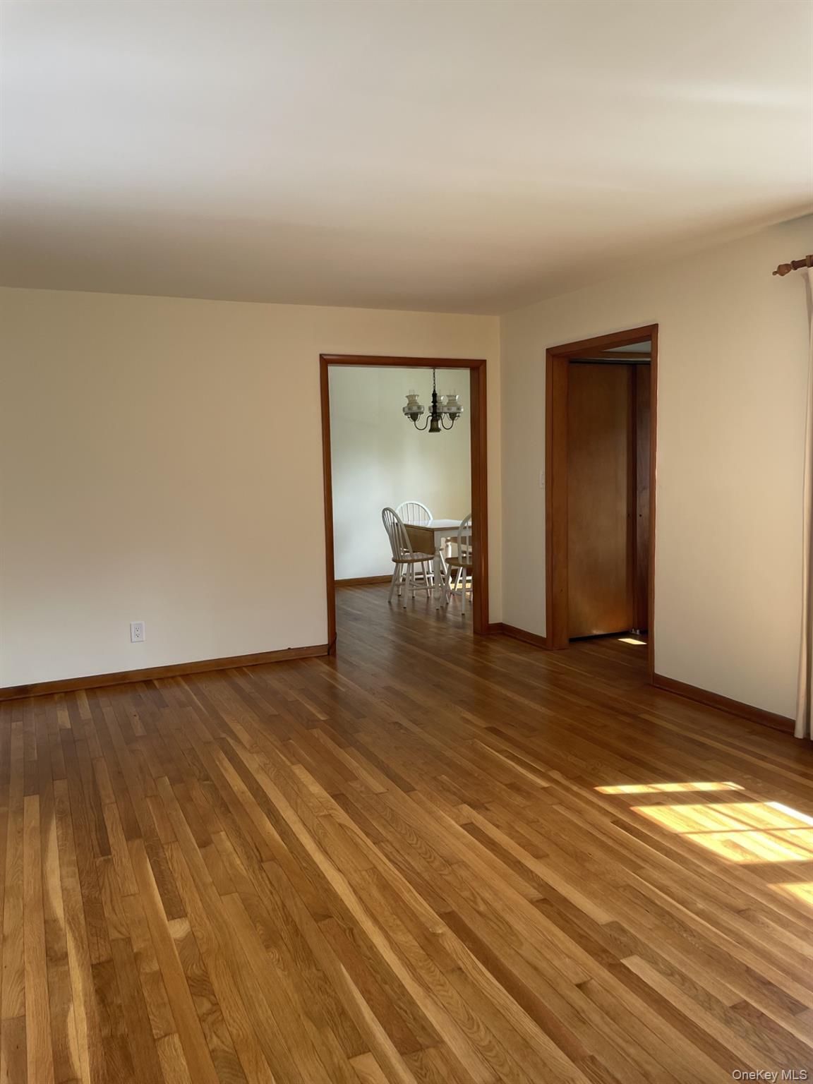 15 Arlington Court, Montrose, NY 10548