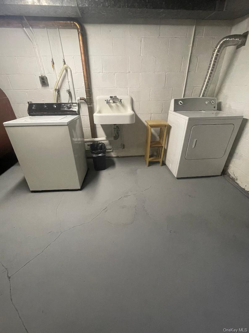 15 Arlington Court, Montrose, NY 10548