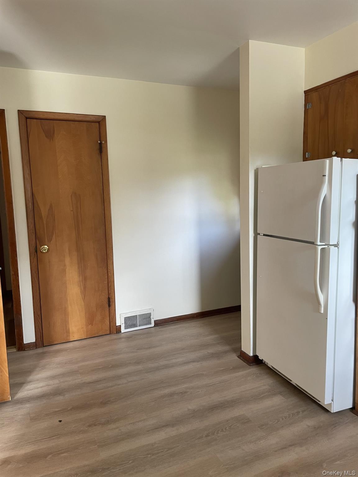 15 Arlington Court, Montrose, NY 10548