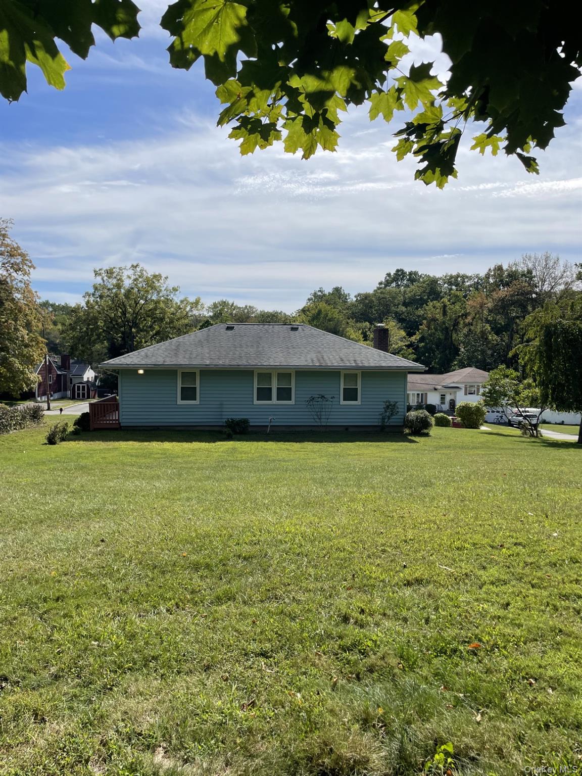 15 Arlington Court, Montrose, NY 10548