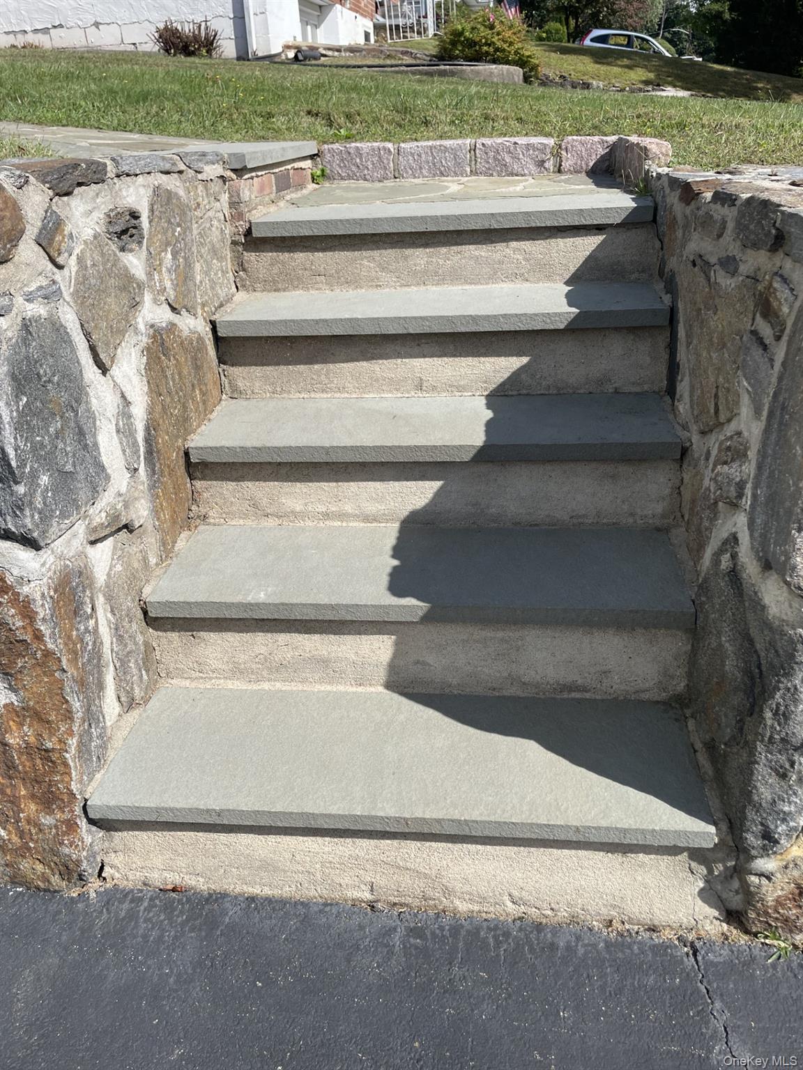 15 Arlington Court, Montrose, NY 10548