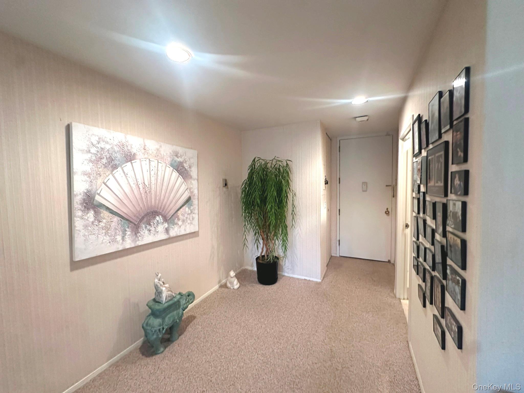 376 Central Avenue # 3-V, Lawrence, NY 11559